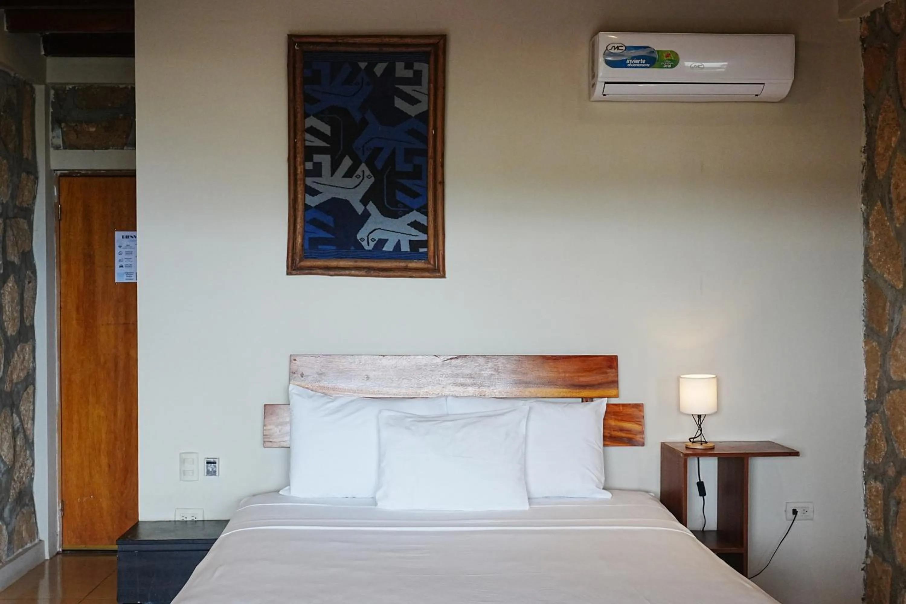 Property building, Bed in Punta Hills Montanita