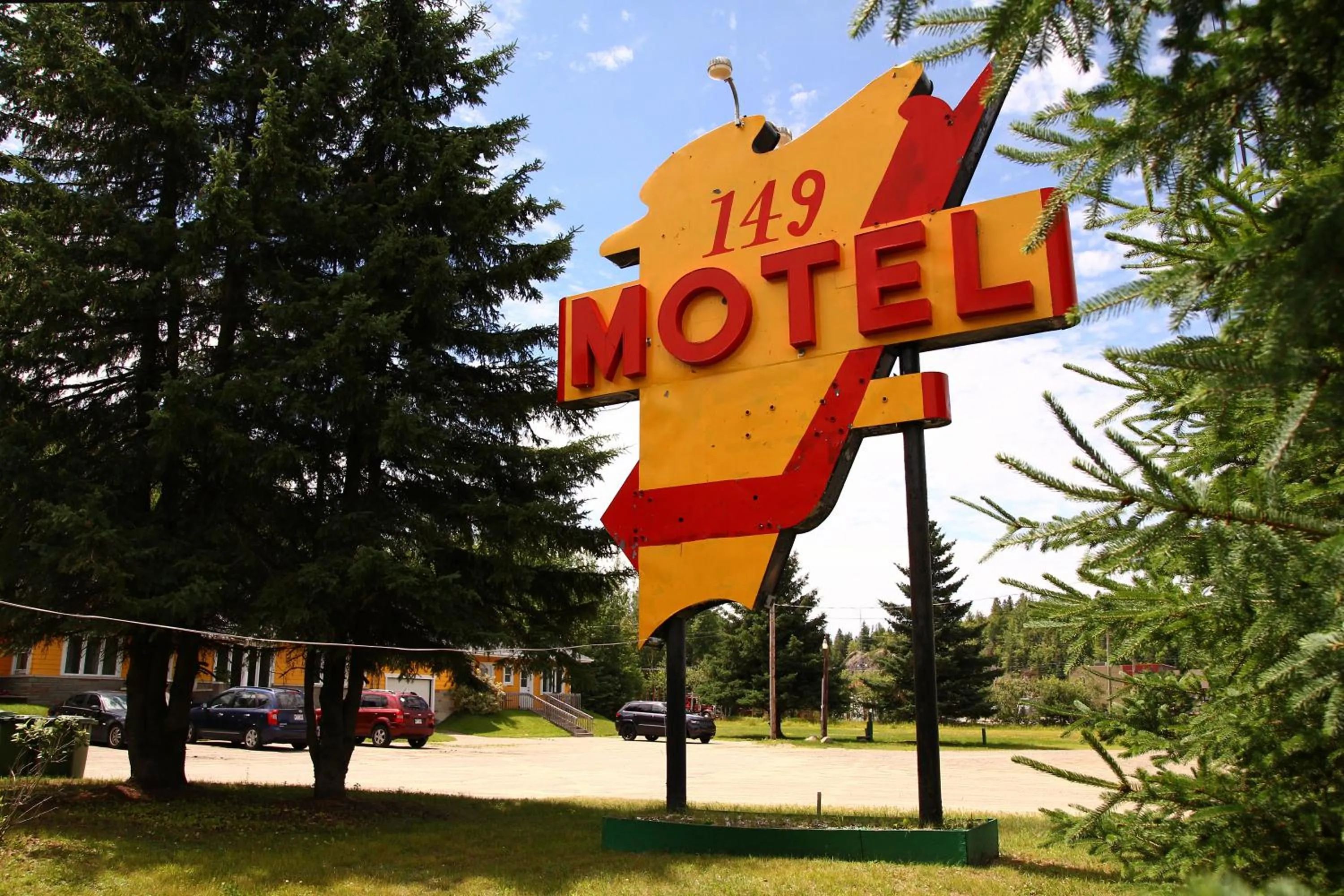 Logo/Certificate/Sign in Motel 149