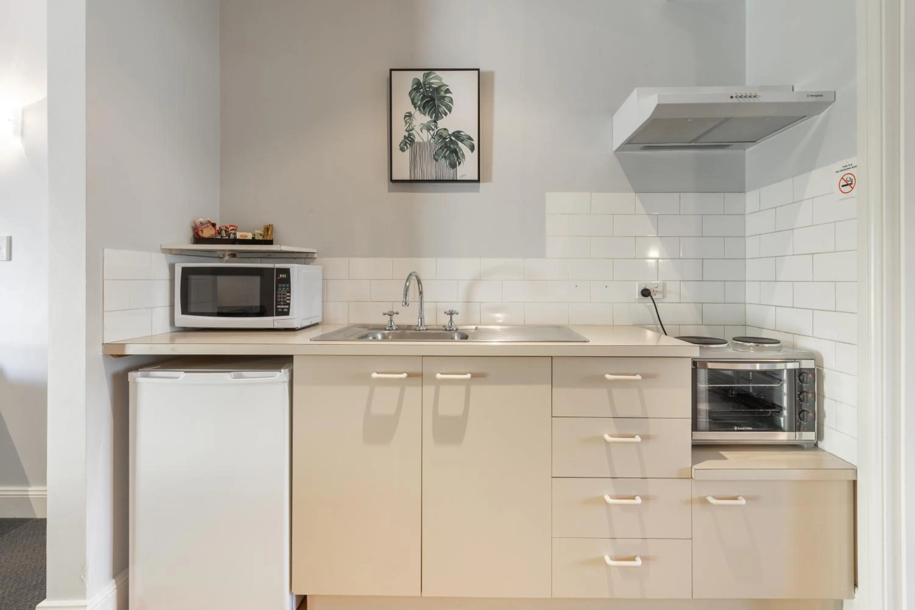 Kitchen or kitchenette in St Francis Winery