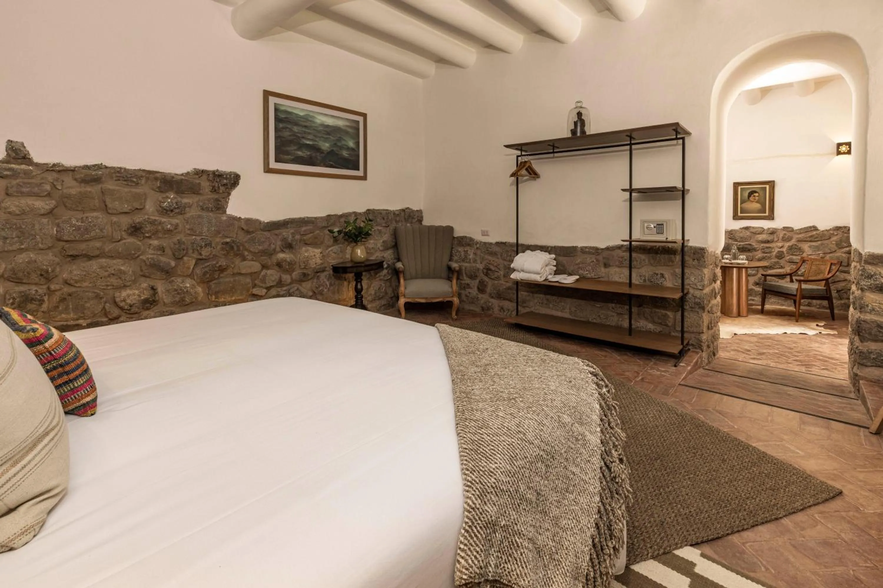 Photo of the whole room, Bed in Casa Clara by Ananay Hotels