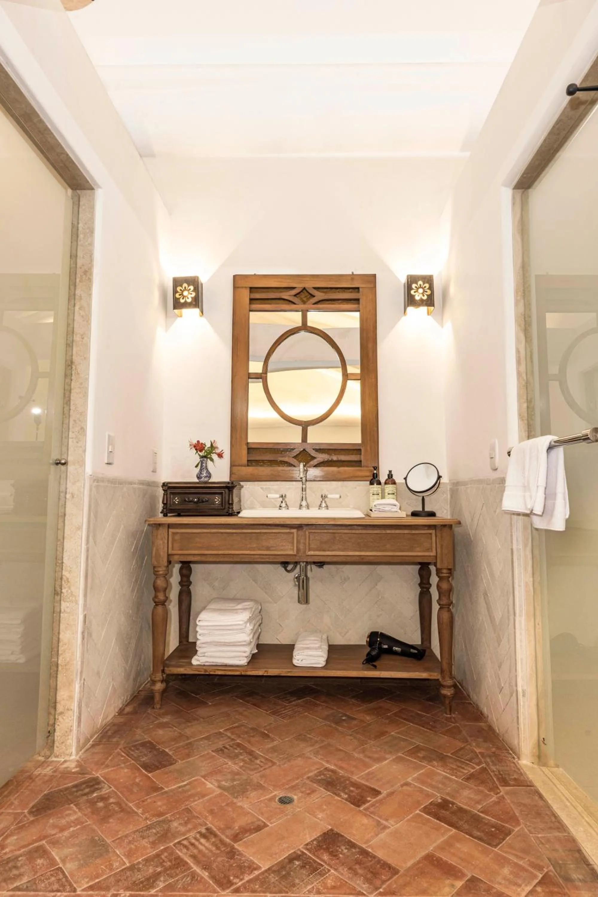 Bathroom in Casa Clara by Ananay Hotels