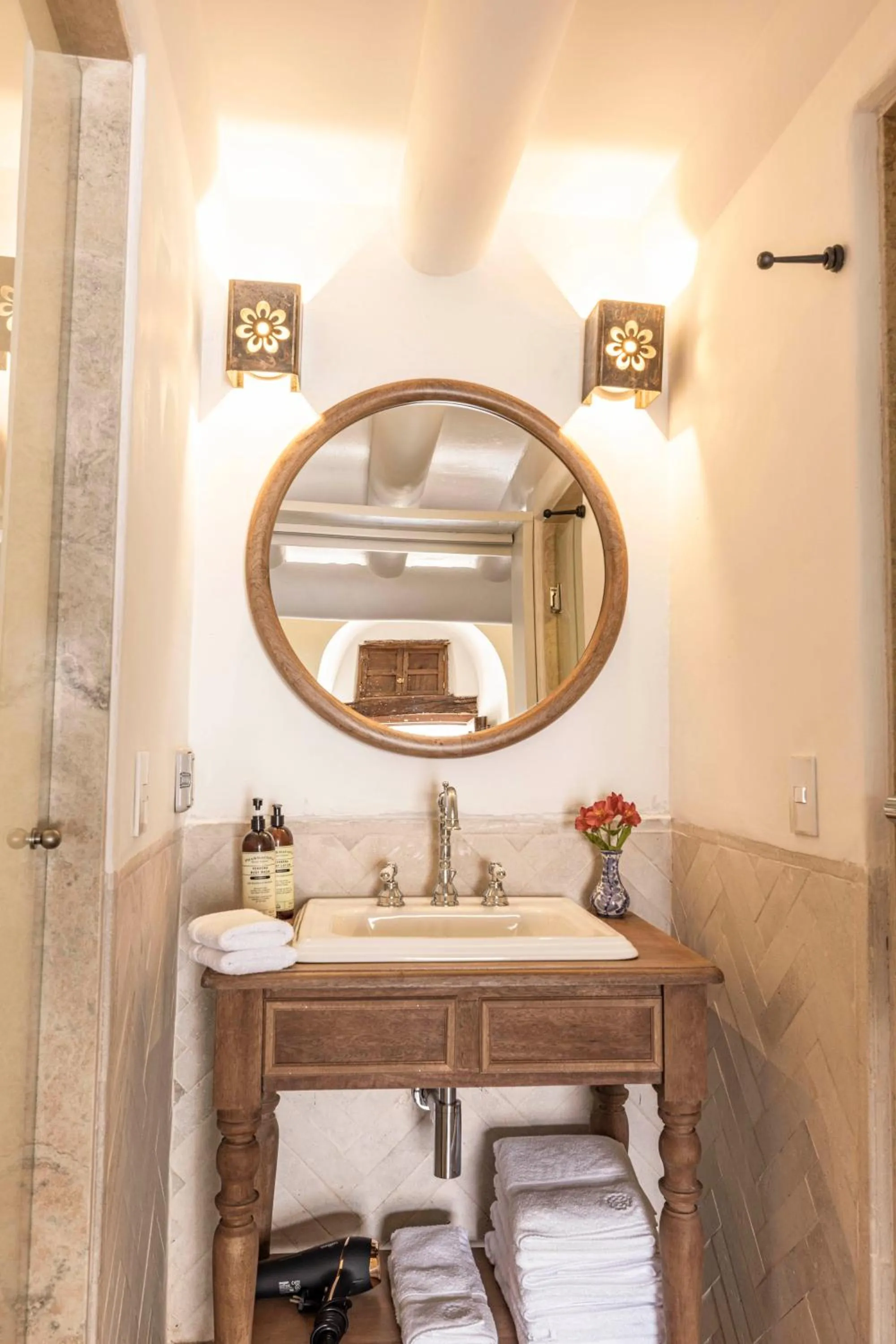 Bathroom in Casa Clara by Ananay Hotels