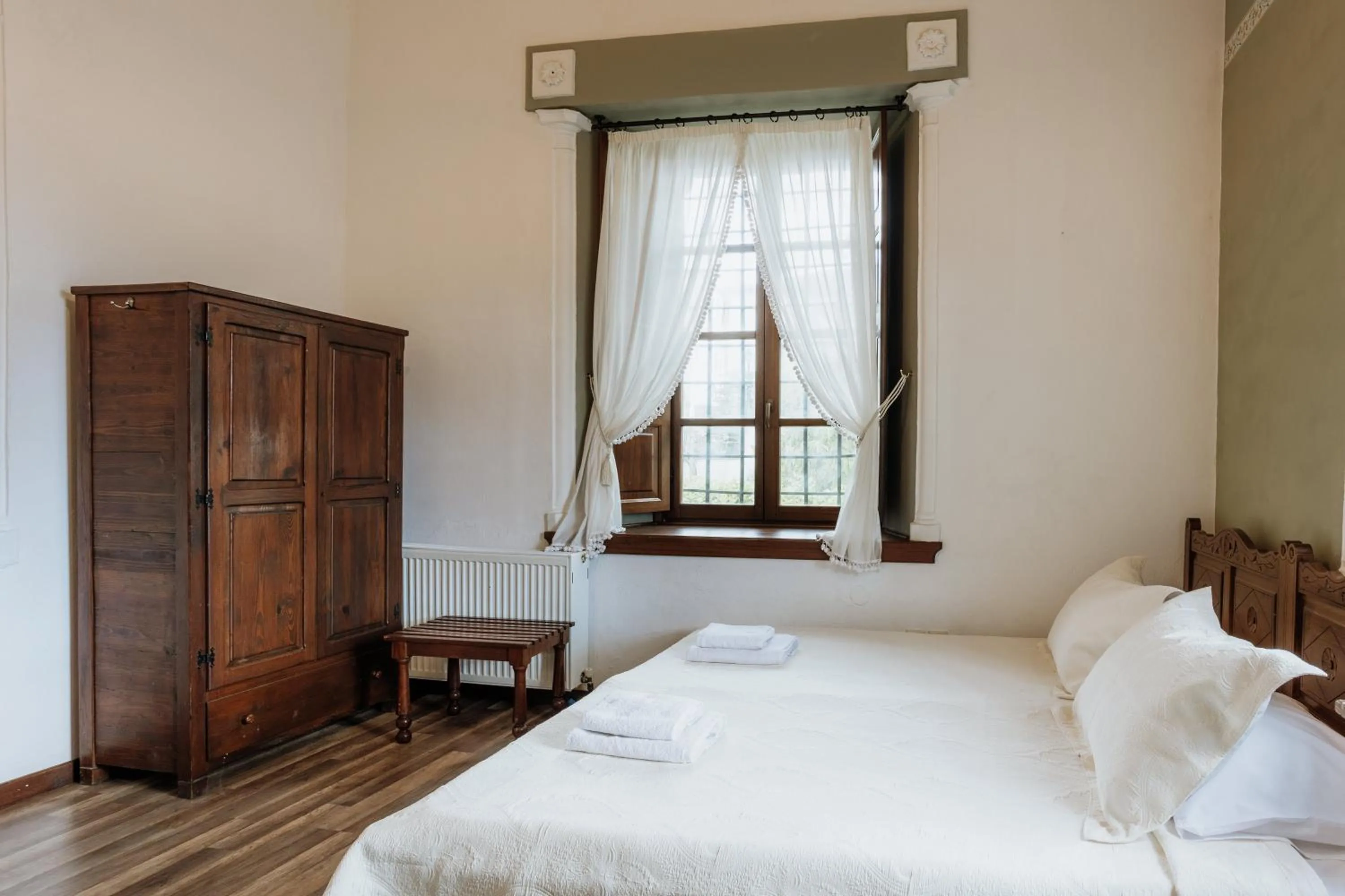 Bed in Archontiko Kantartzi