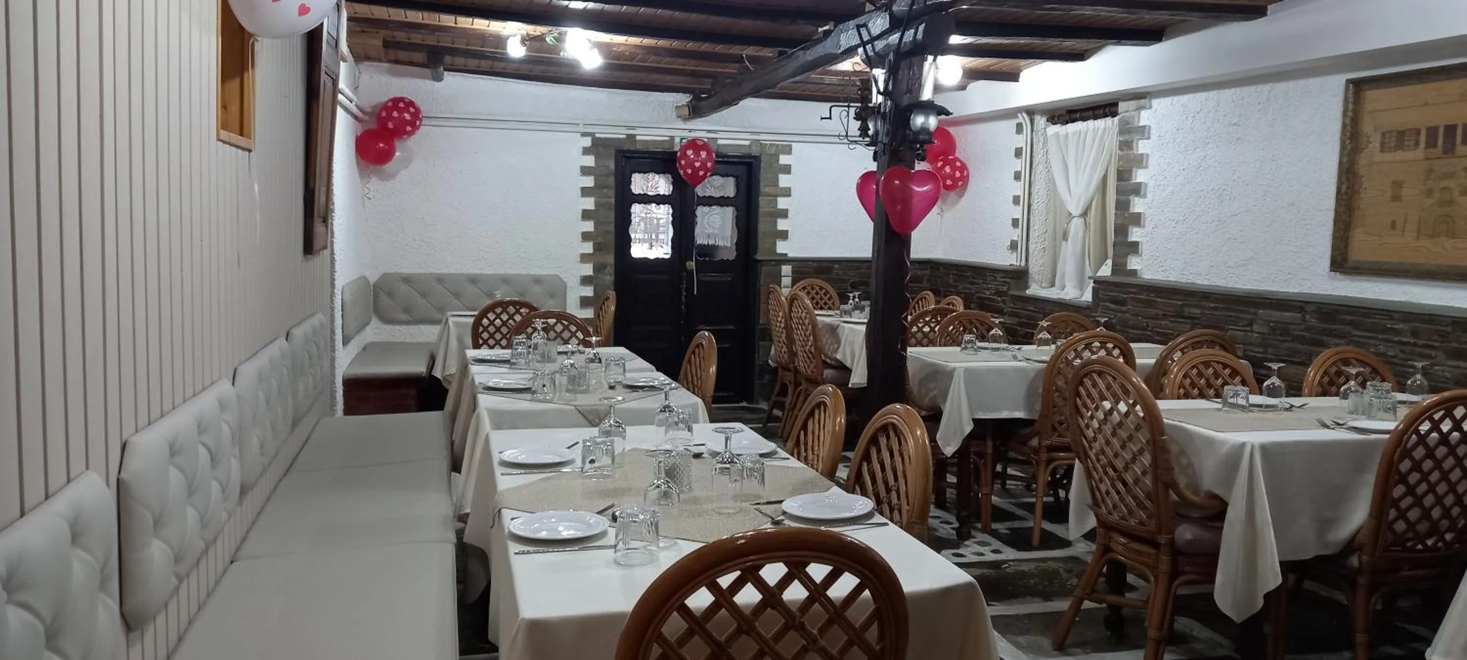 Restaurant/places to eat in Archontiko Kantartzi