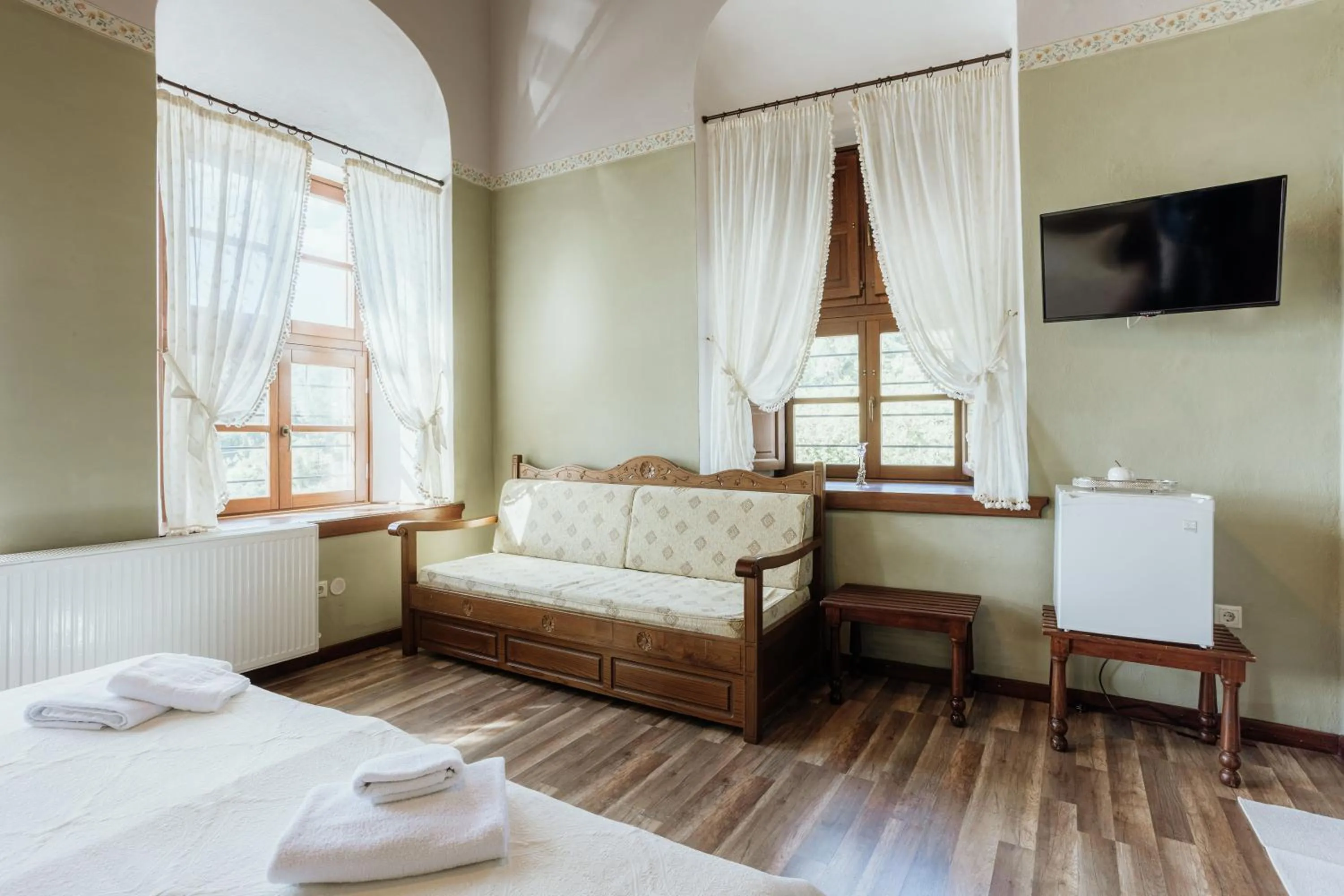 Bed in Archontiko Kantartzi