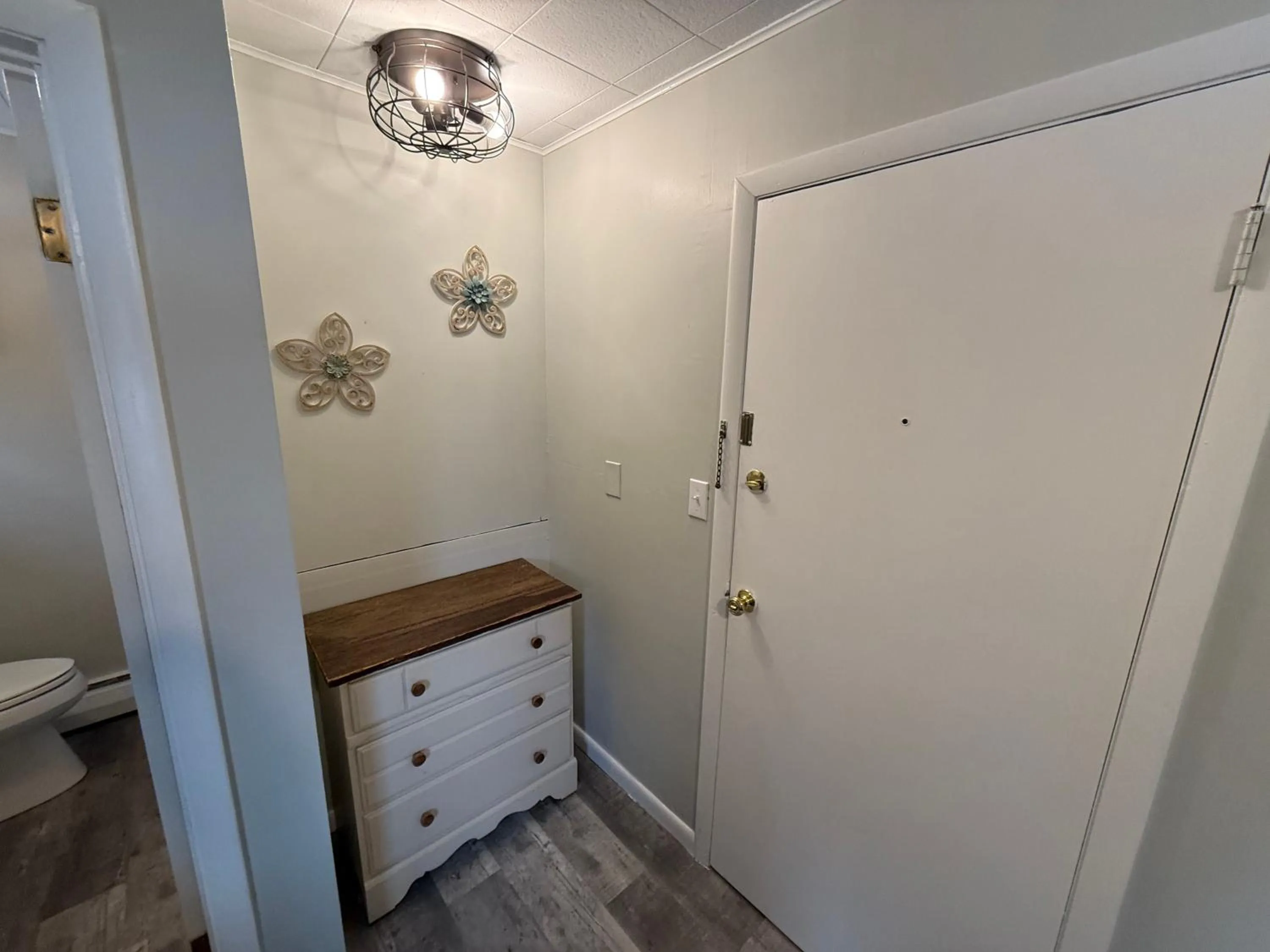 Toilet in Colton Point Motel