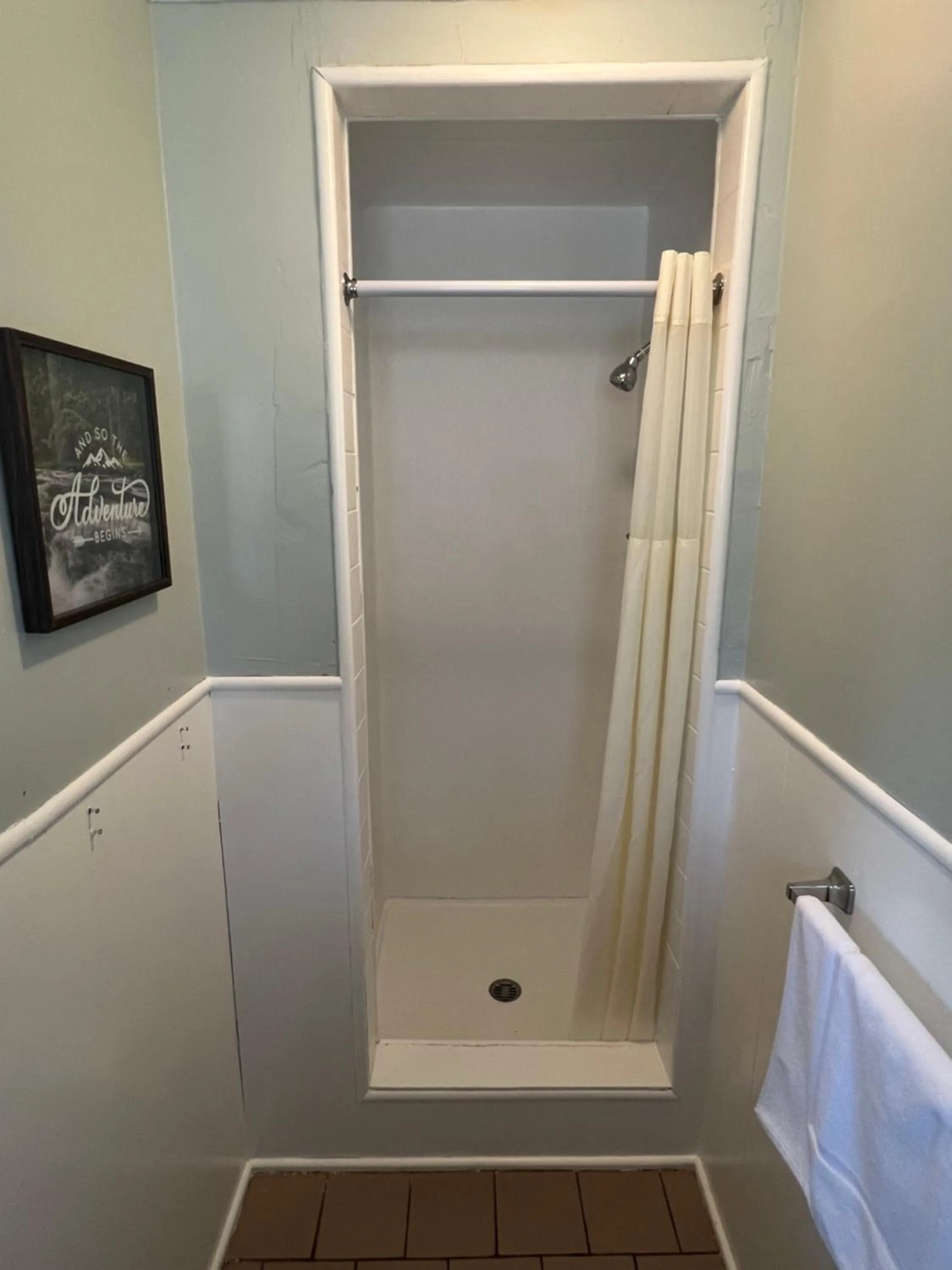 Shower in Colton Point Motel