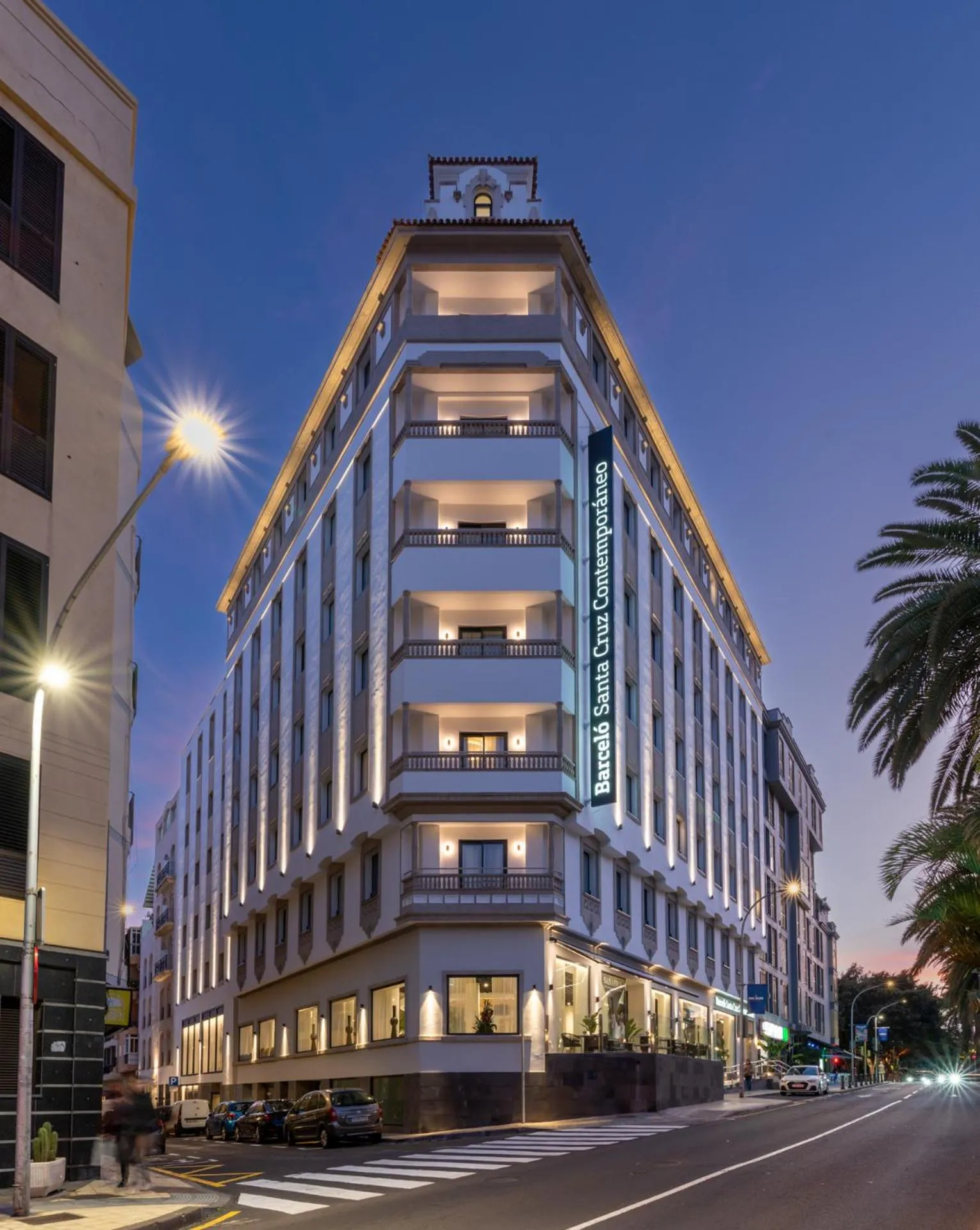 Facade/entrance in Barceló Santa Cruz Contemporáneo