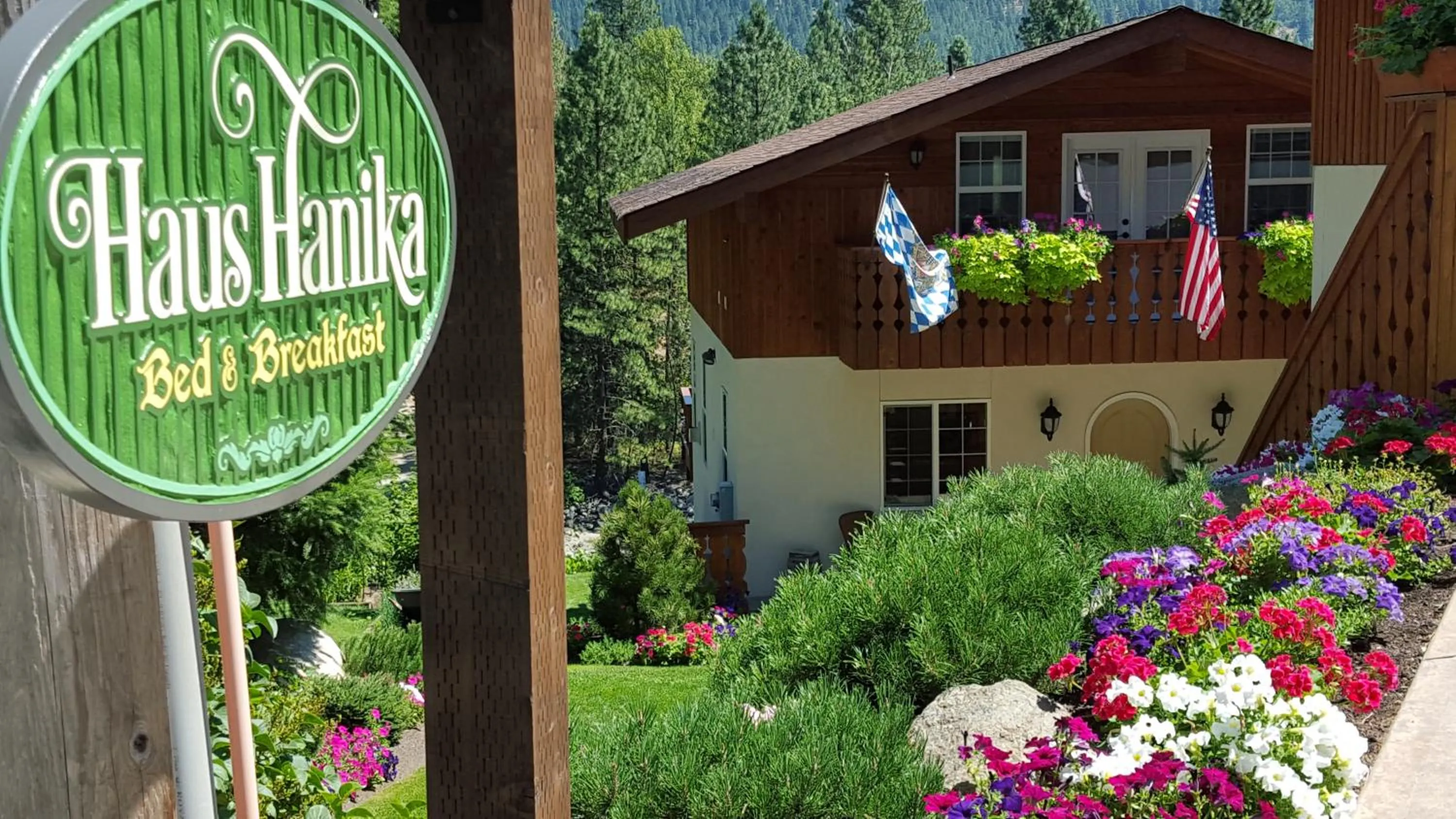 Property logo or sign in Haus Hanika