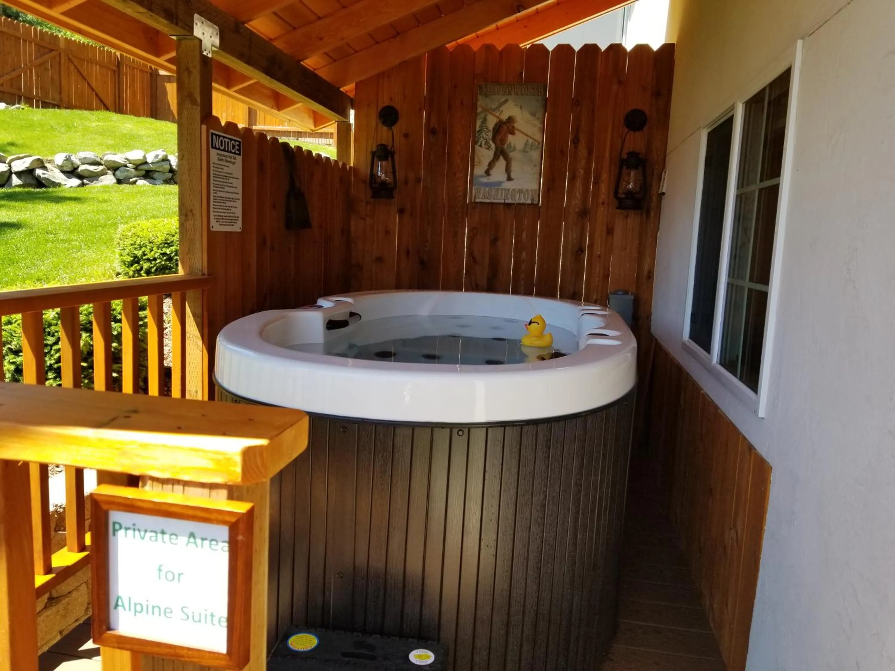 Hot Tub in Haus Hanika