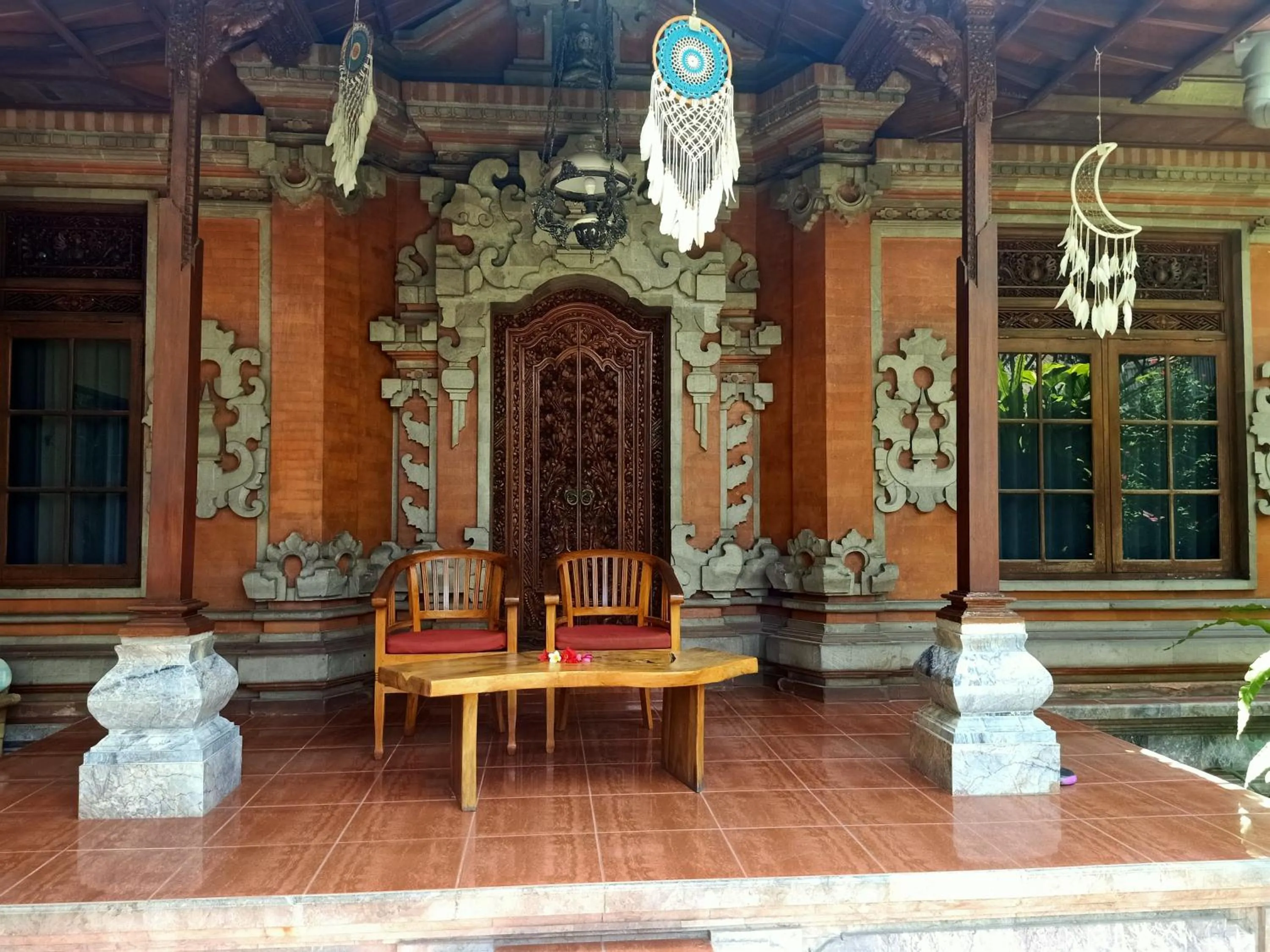 Facade/entrance in Ngetis Home Stay