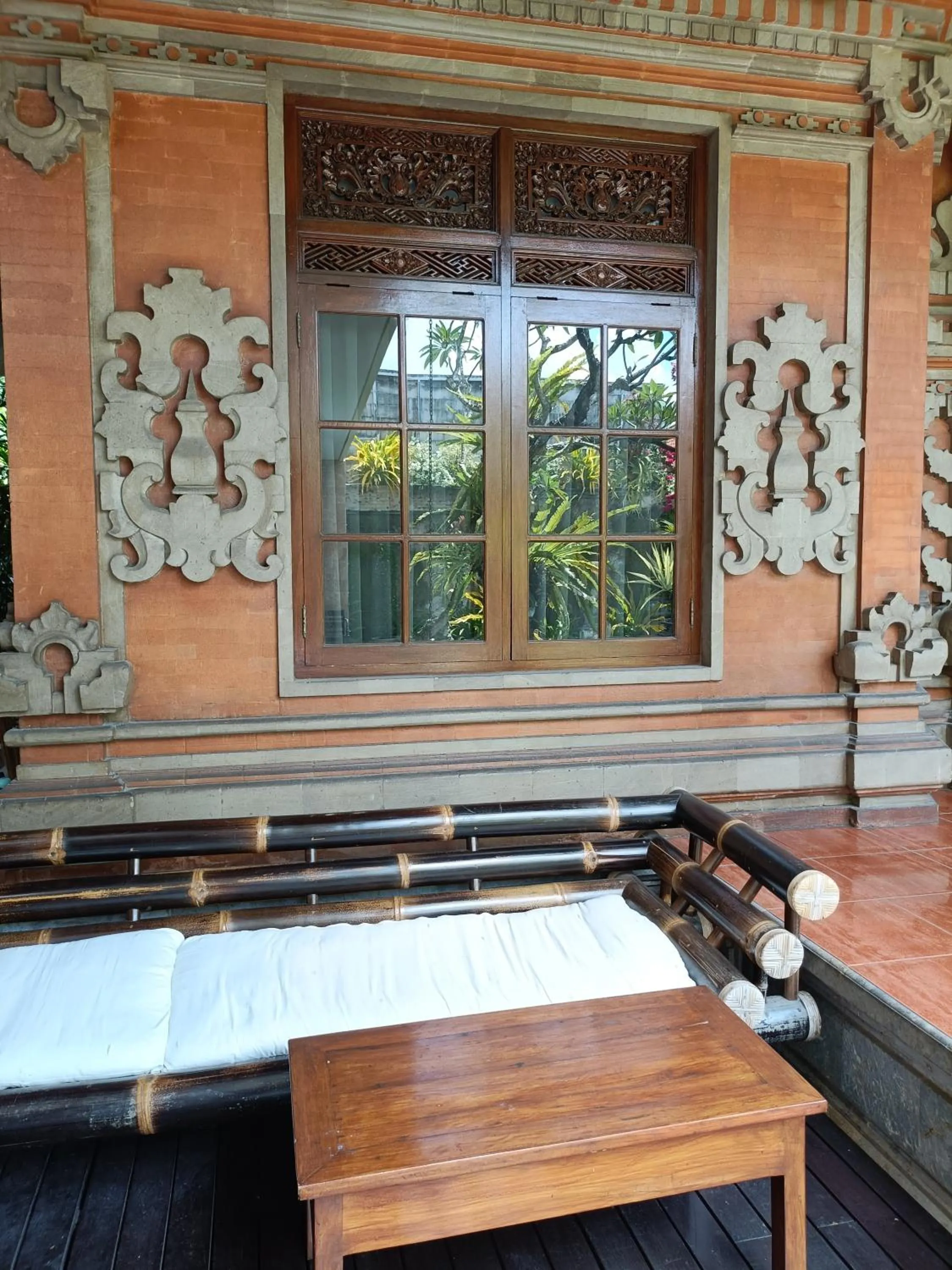 Property building in Ngetis Home Stay