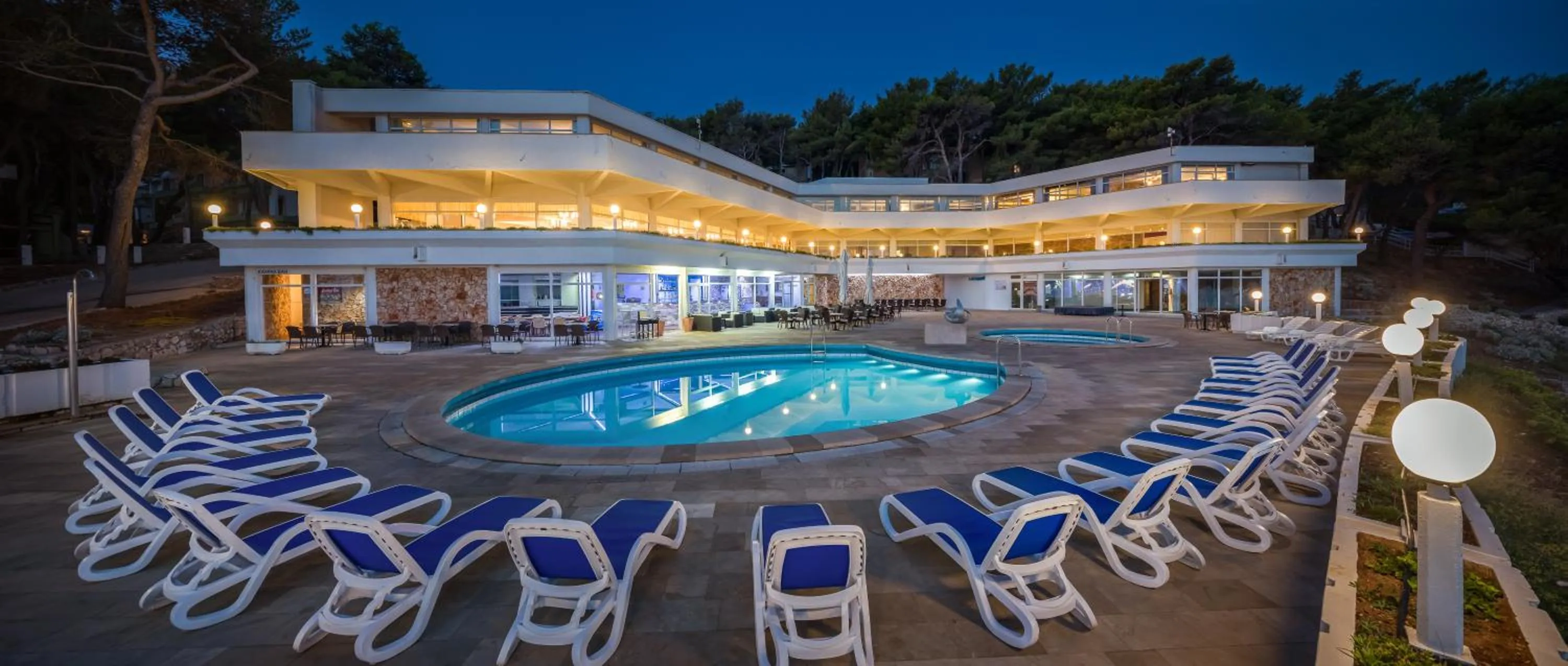 Restaurant/places to eat in Fontana Bayside Park