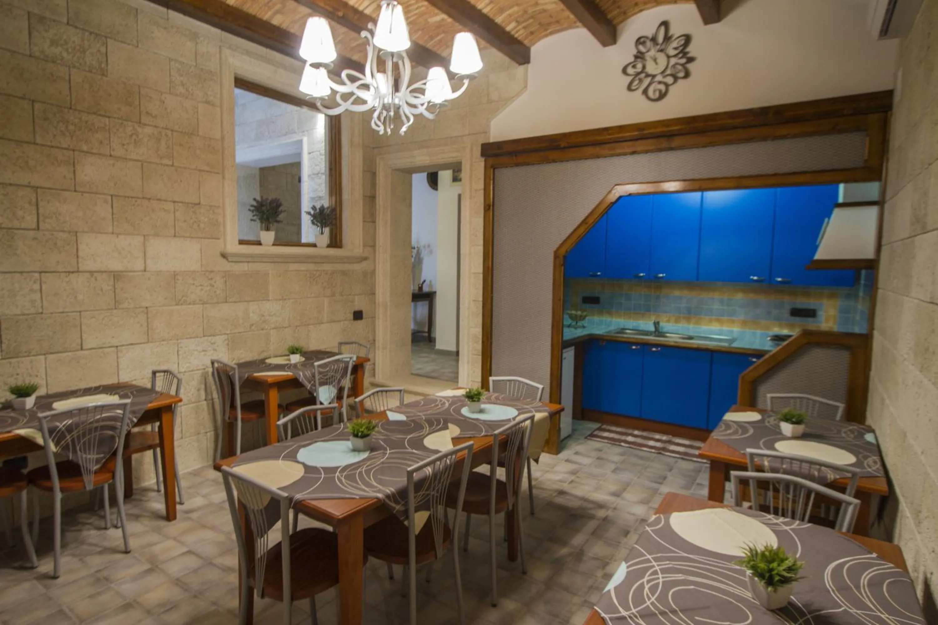 Kitchen or kitchenette in Vicolo del Porto