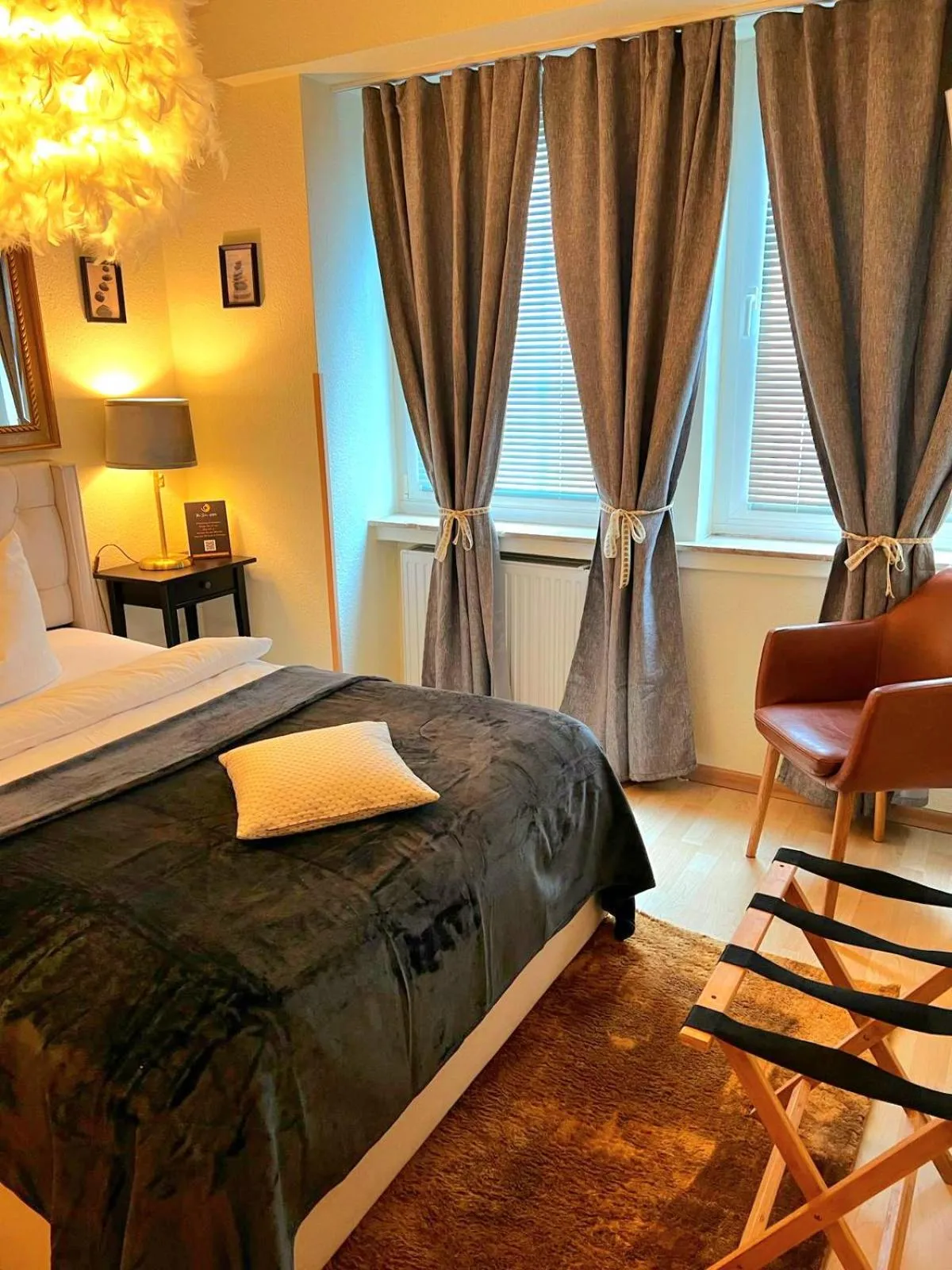 Photo of the whole room, Bed in The Soho Altstadt Relais