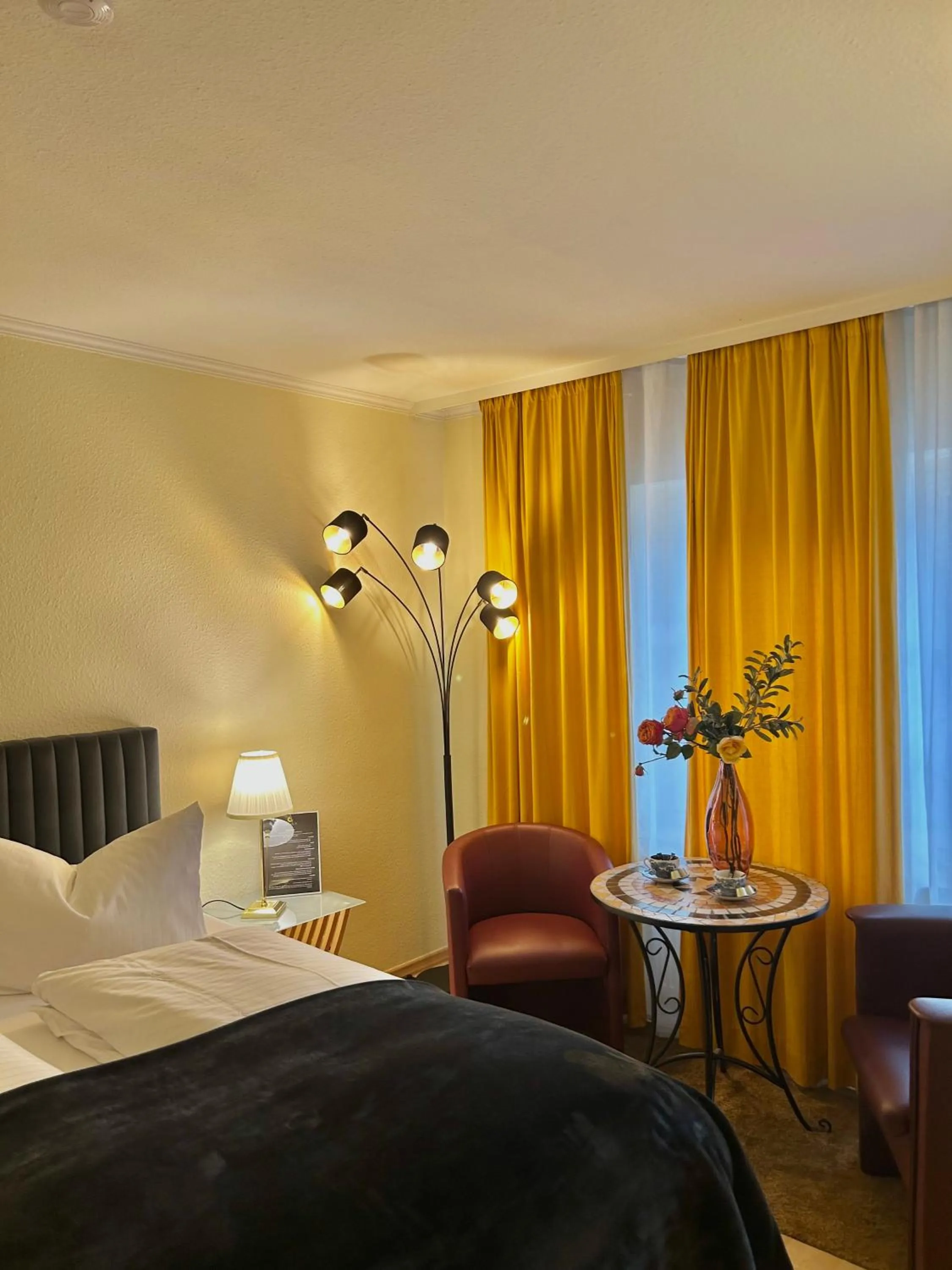 Bed in The Soho Altstadt Relais