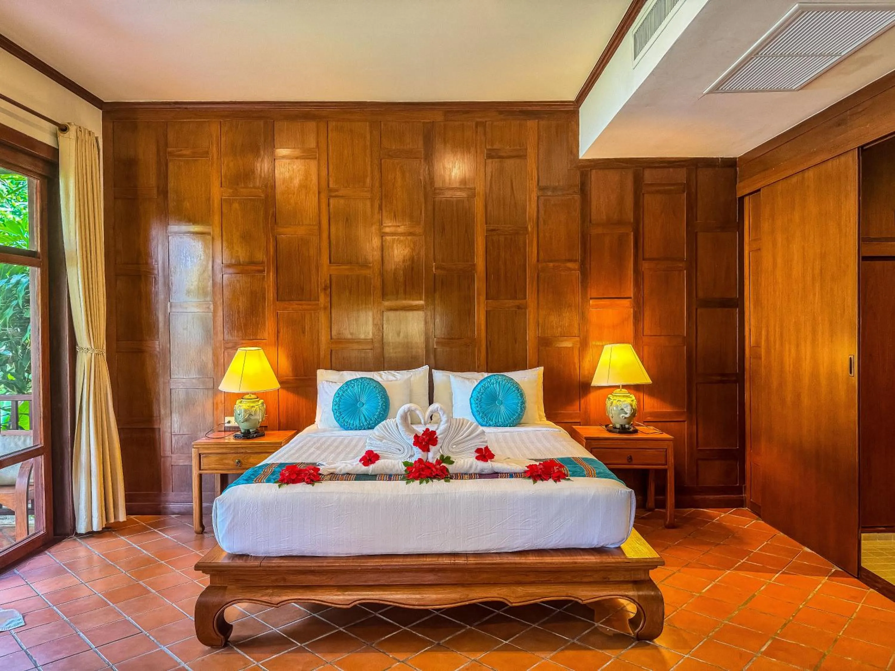 Bedroom, Bed in Baan Thai Lanta Resort