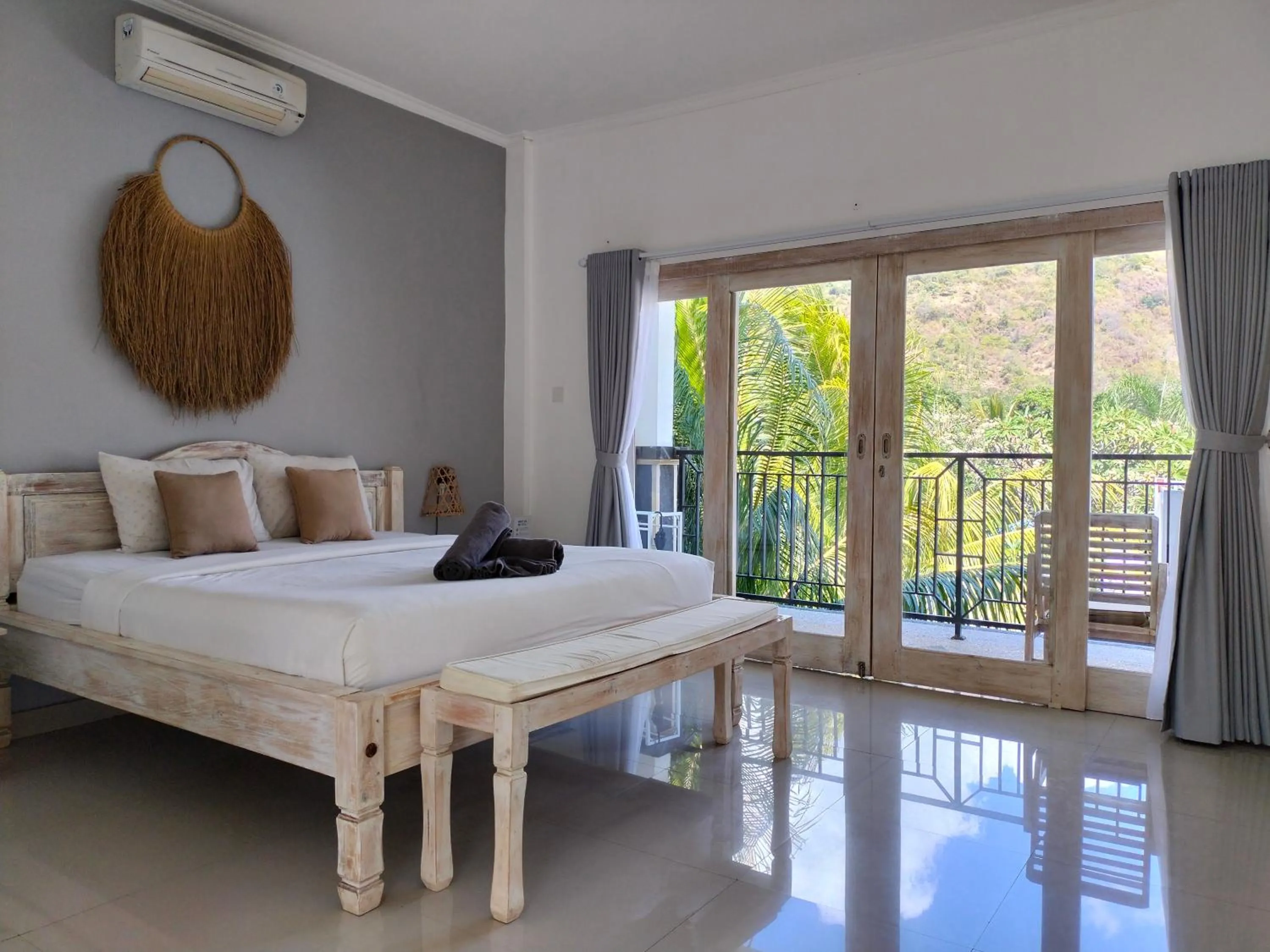 Bed in Bali Diversity Dive Resort