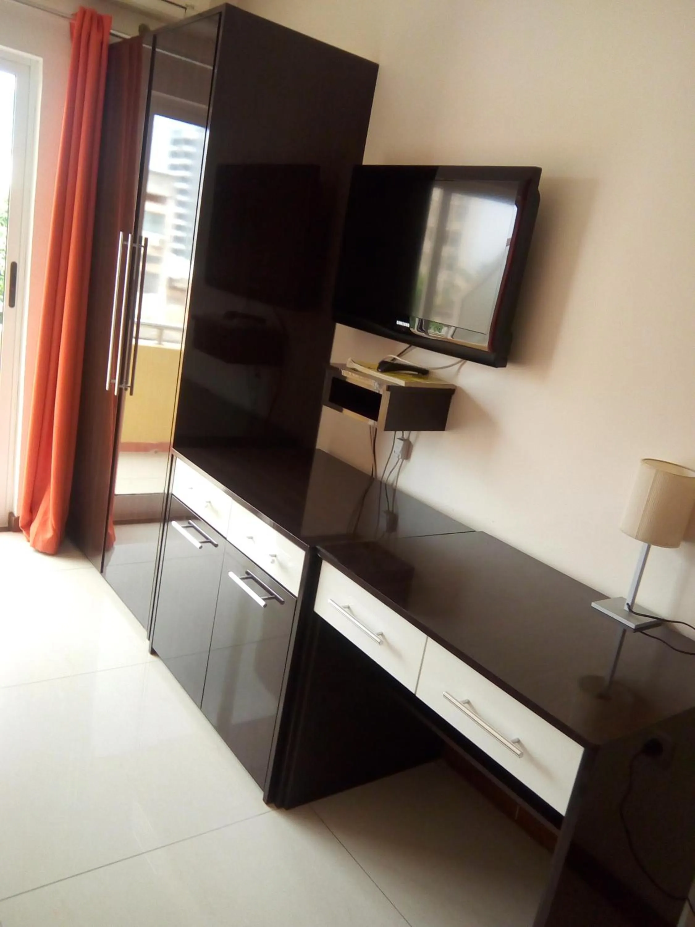 hair dresser in Pensao Martins