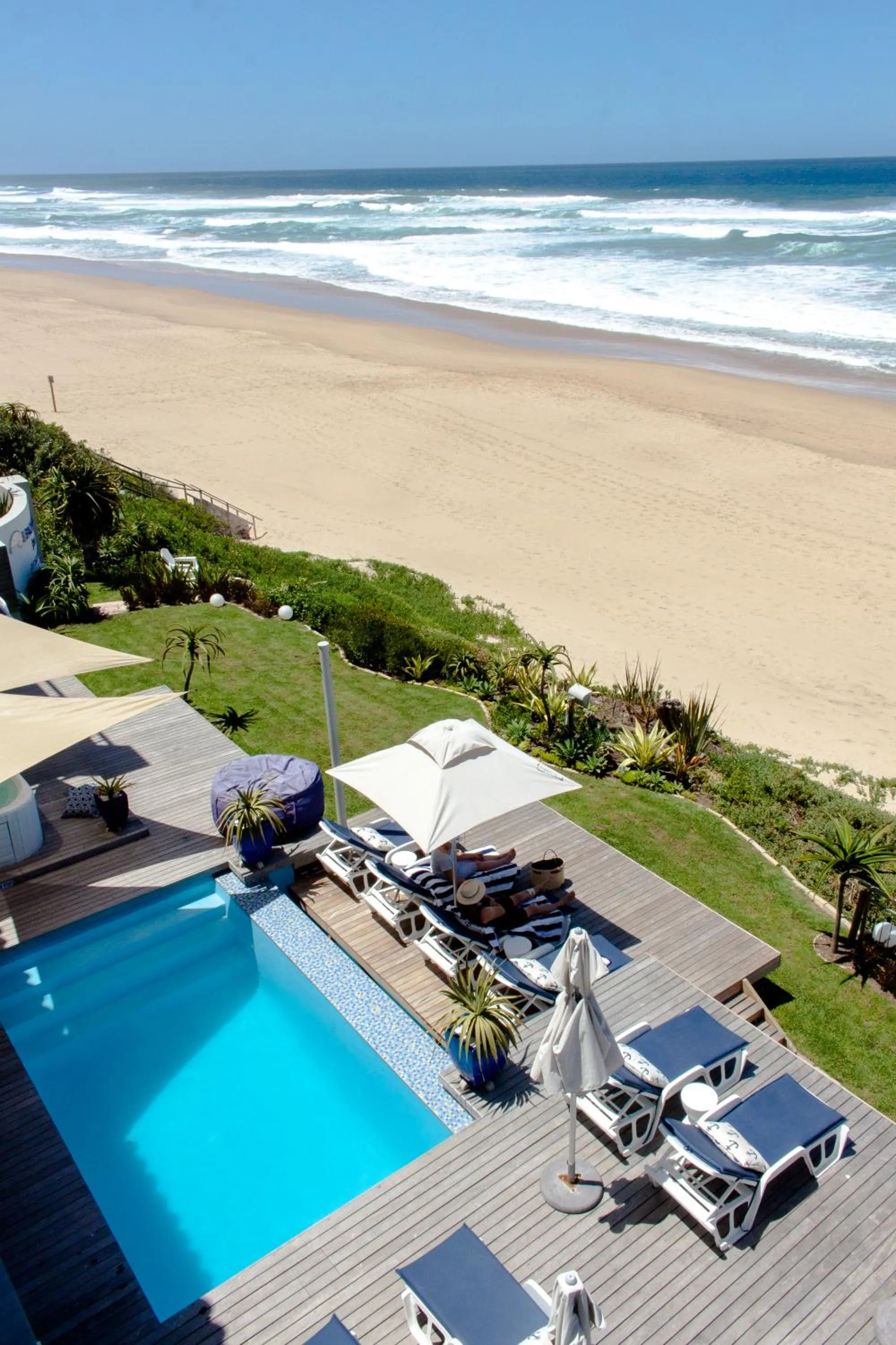 Property building in Beach Villa Wilderness