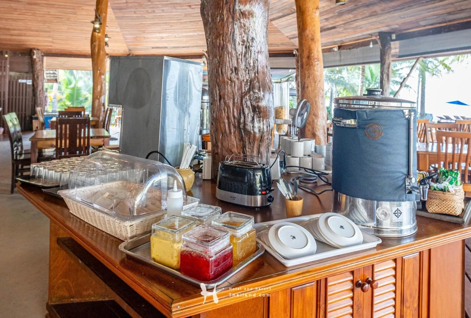Coffee/tea facilities in Seafar Resort