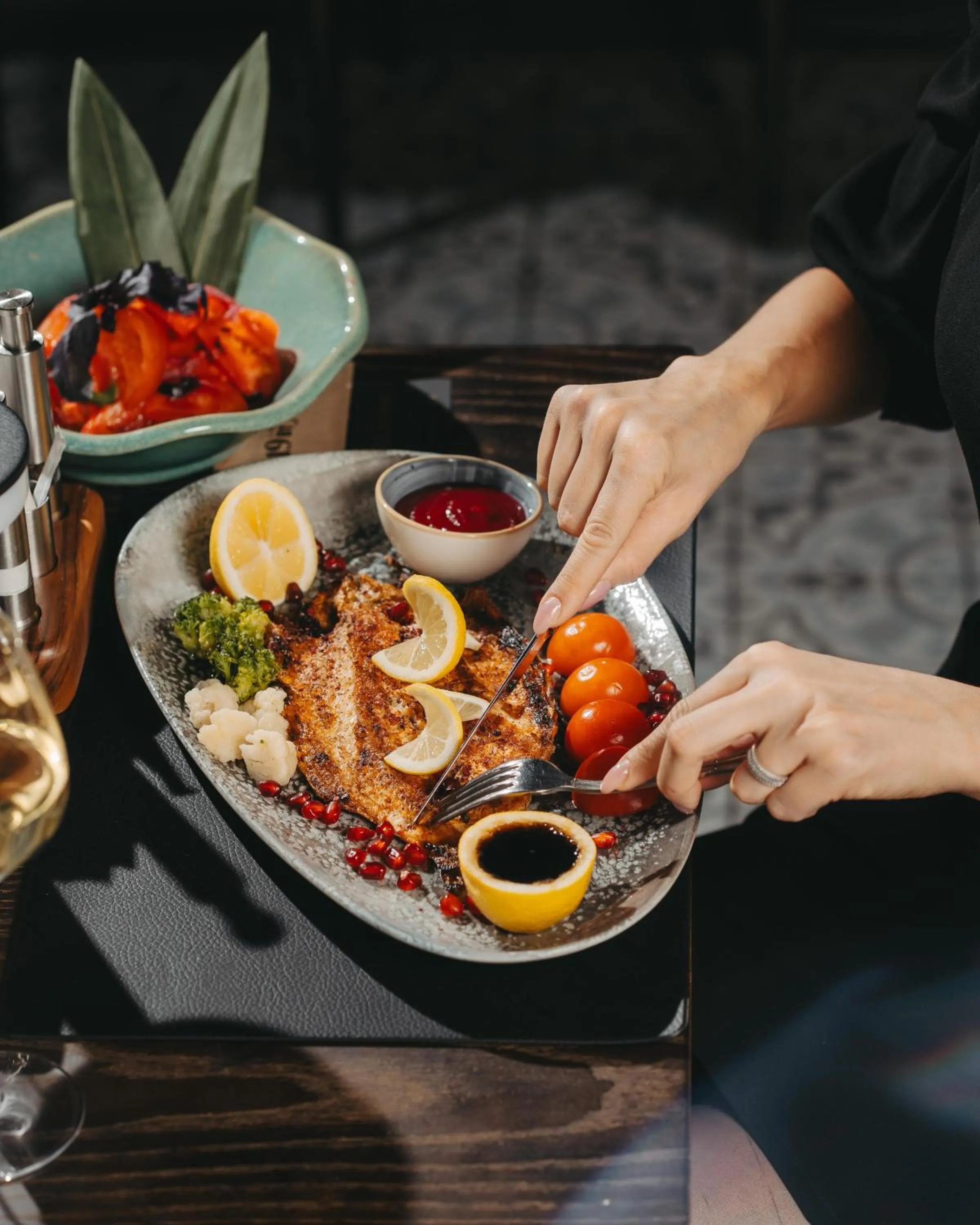 Restaurant/places to eat in Port Marine Hotel By HOLLYWOOD