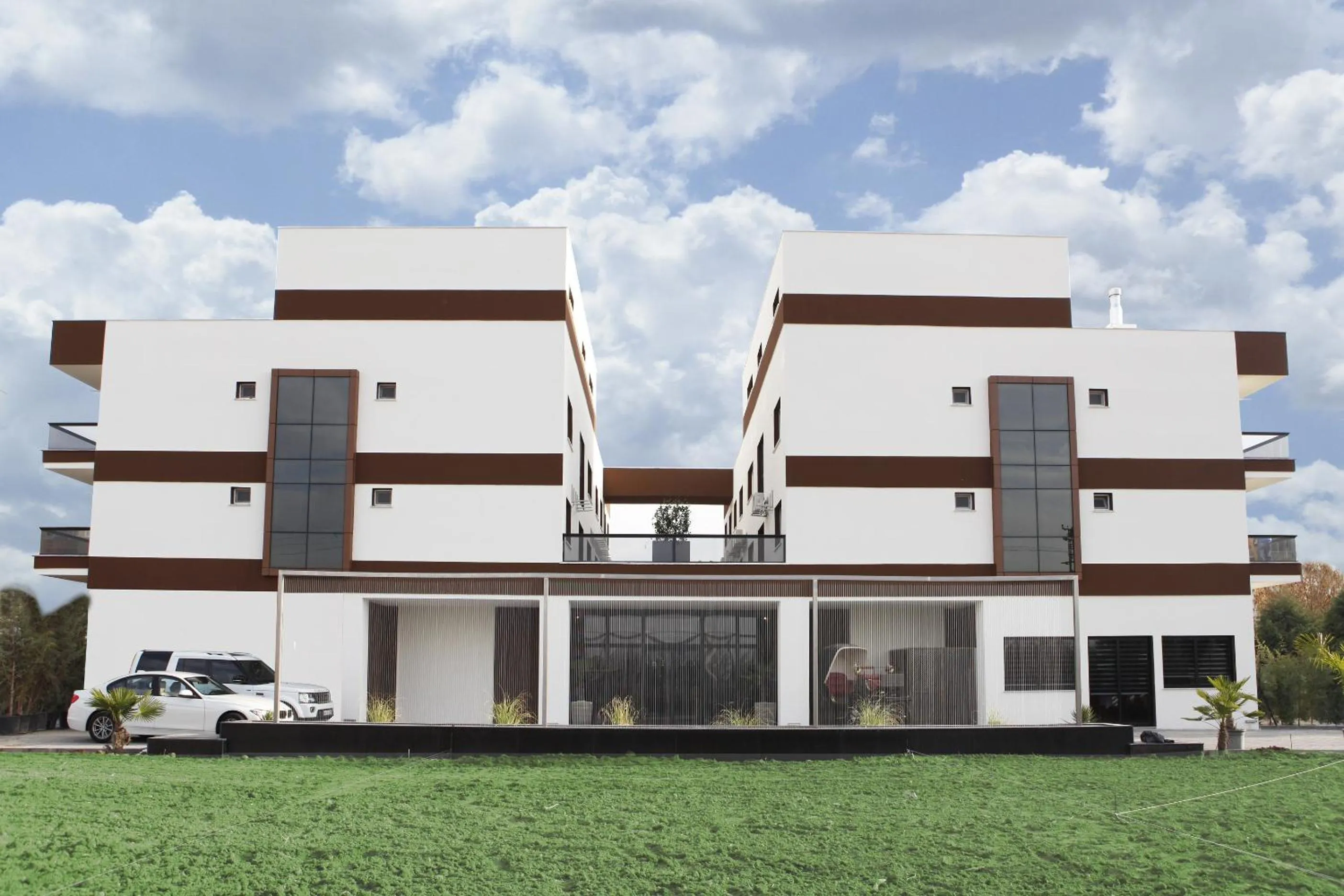 Property building in Fayton Hotel