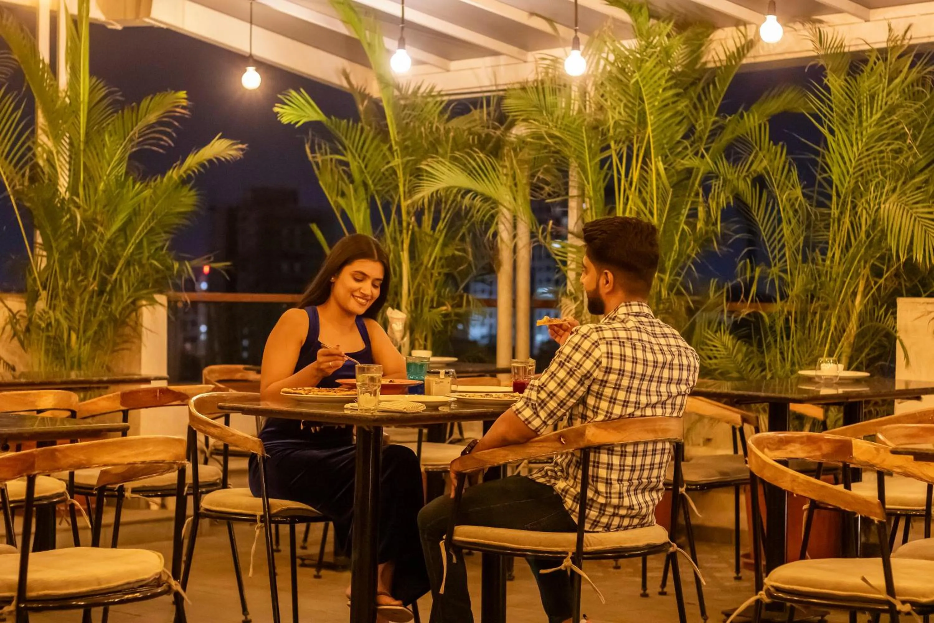 Restaurant/Places to Eat in Hotel Tattva Suites