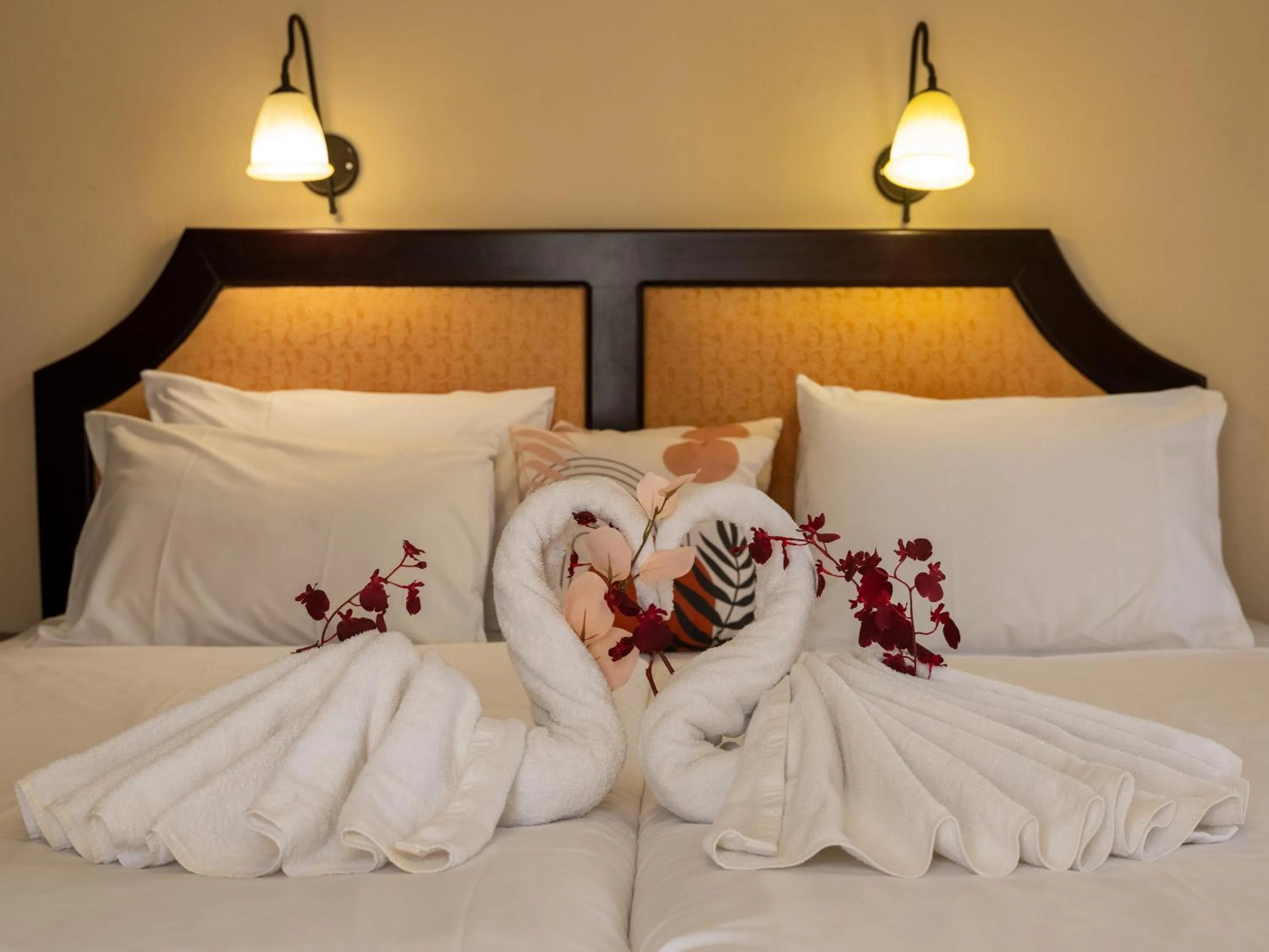 Bedroom, Bed in Manos Maria Hotel