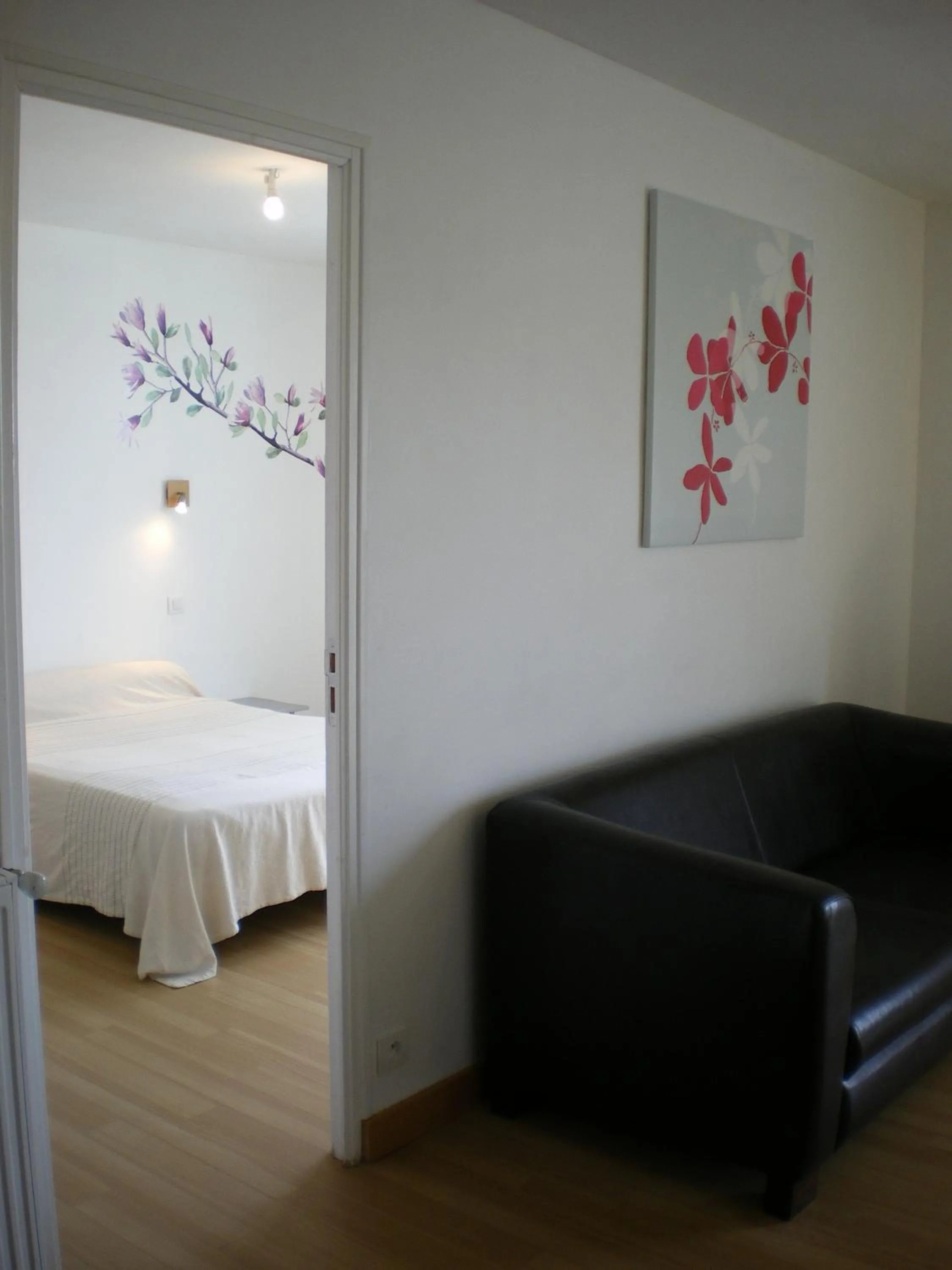 Apartment with Garden View - single occupancy in Résidence de l'Espérance