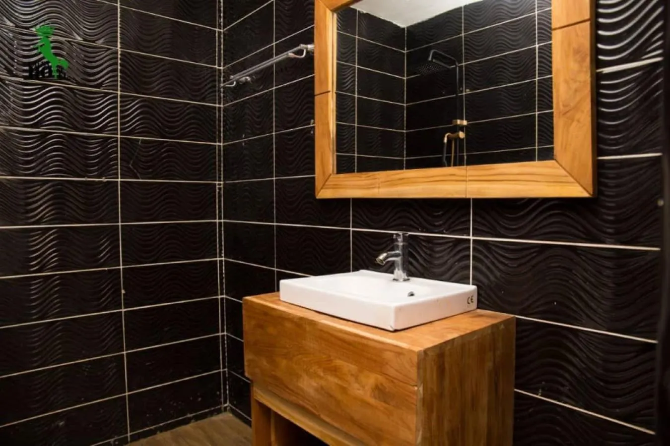 Bathroom in New Green Horse Hotel