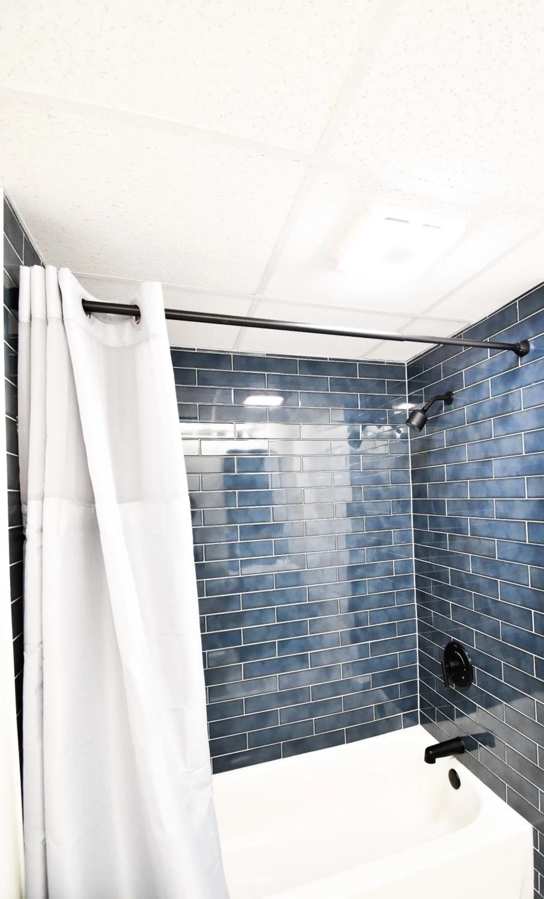 Shower in Green Harbor Hotel