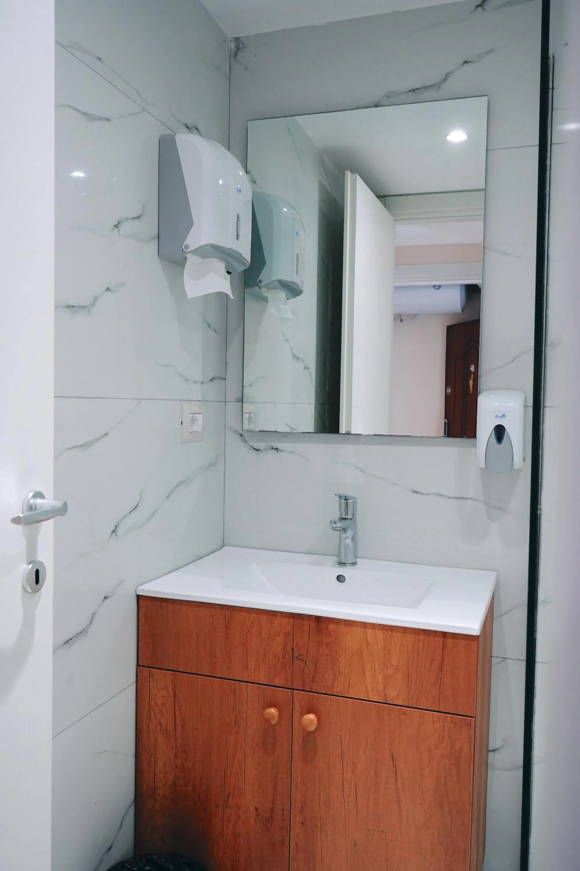 Twin Room in Ufo Rooms City Center