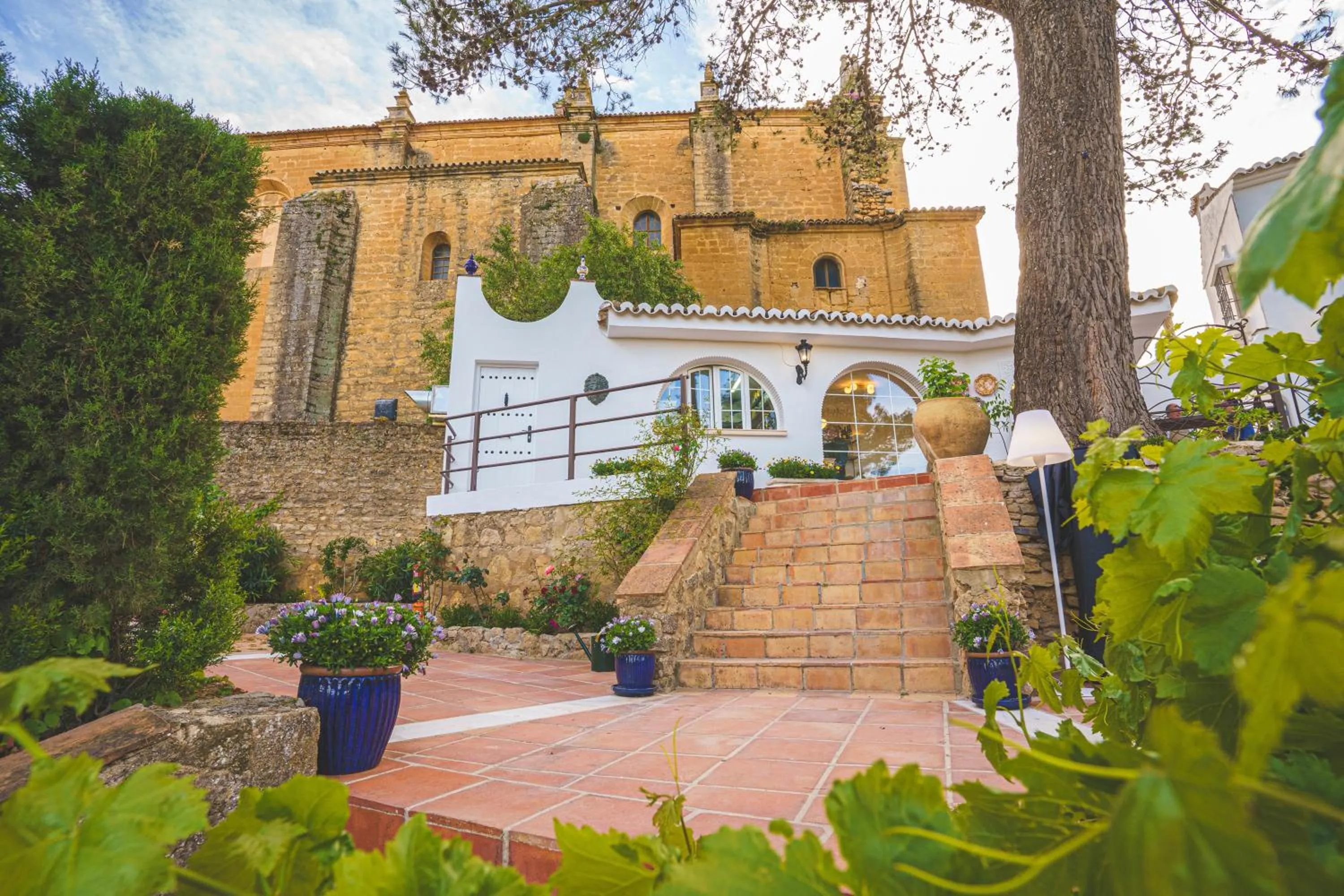 Property building in Hotel Boutique Palacio De La Duquesa