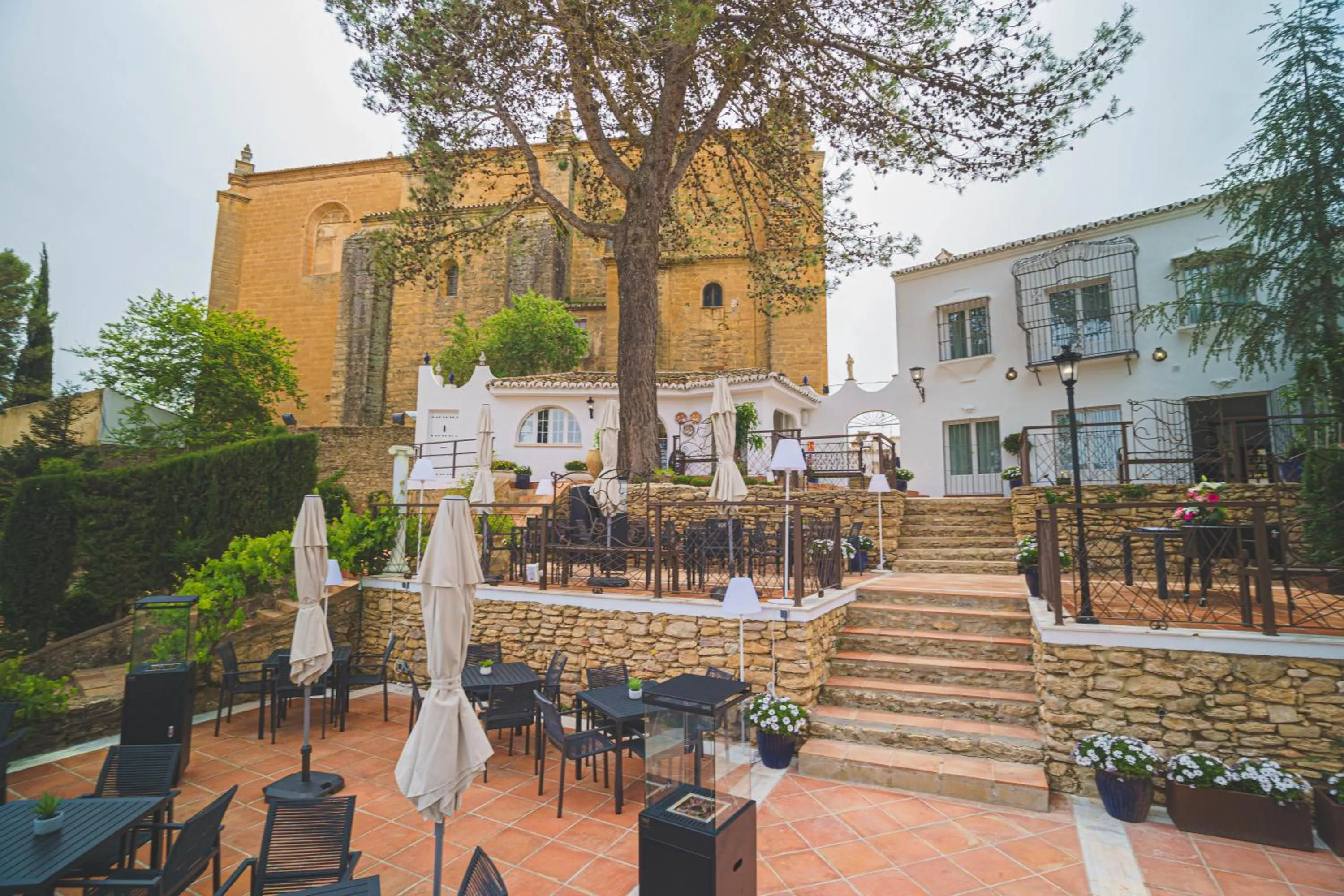 Property building in Hotel Boutique Palacio De La Duquesa