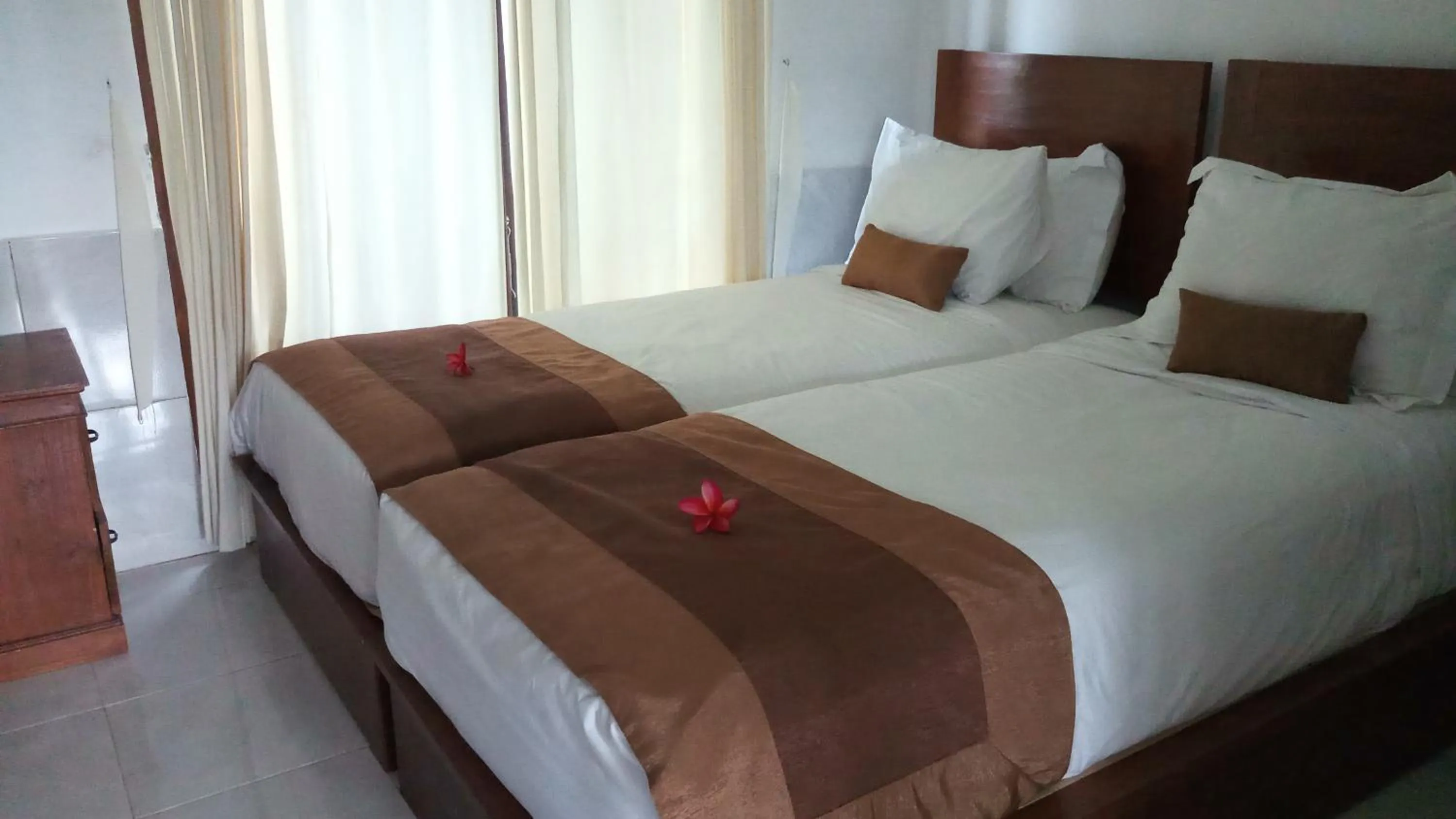 Bed in Villa Dencarik