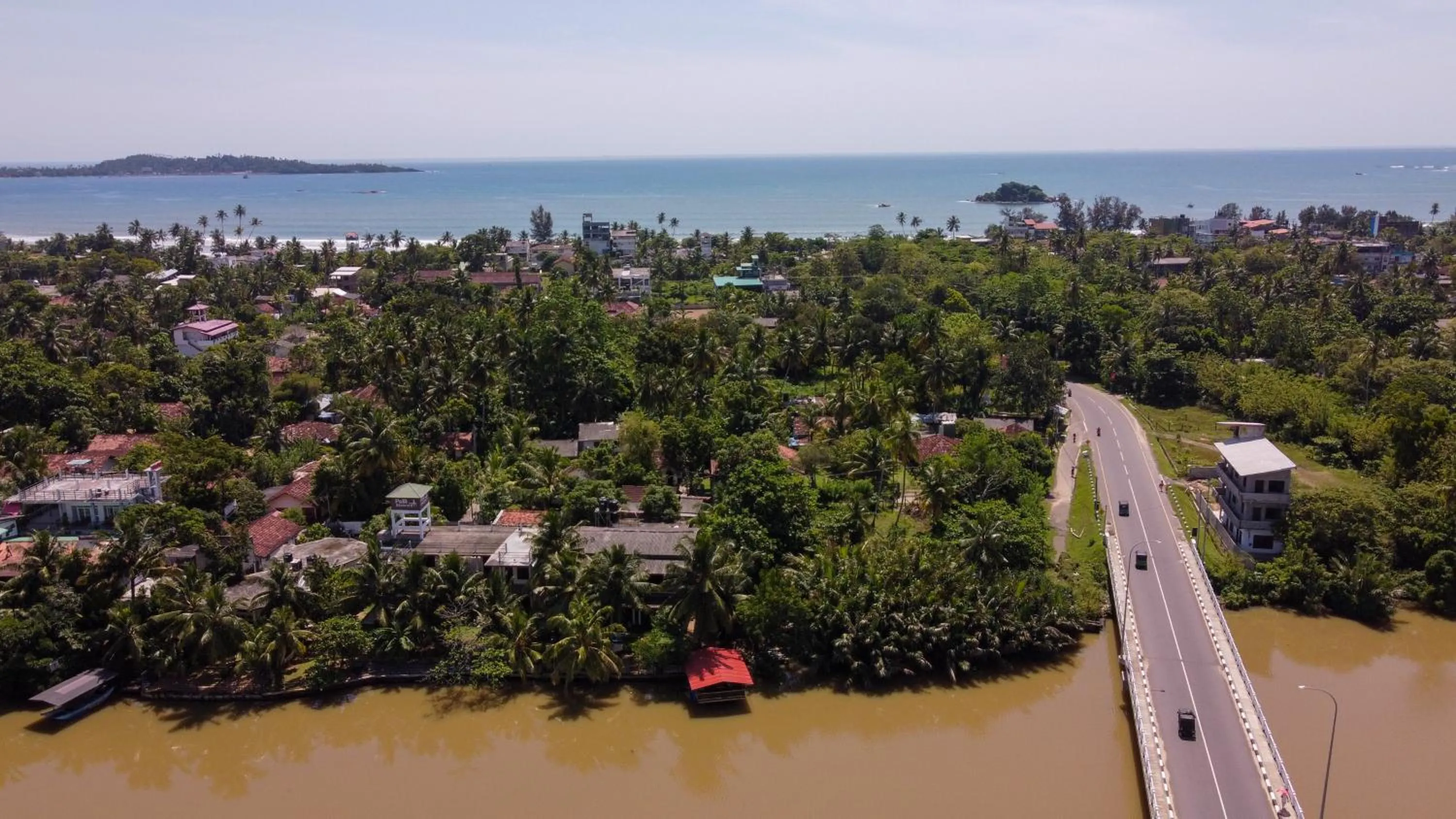 Neighbourhood in Luvi Lucas River Side