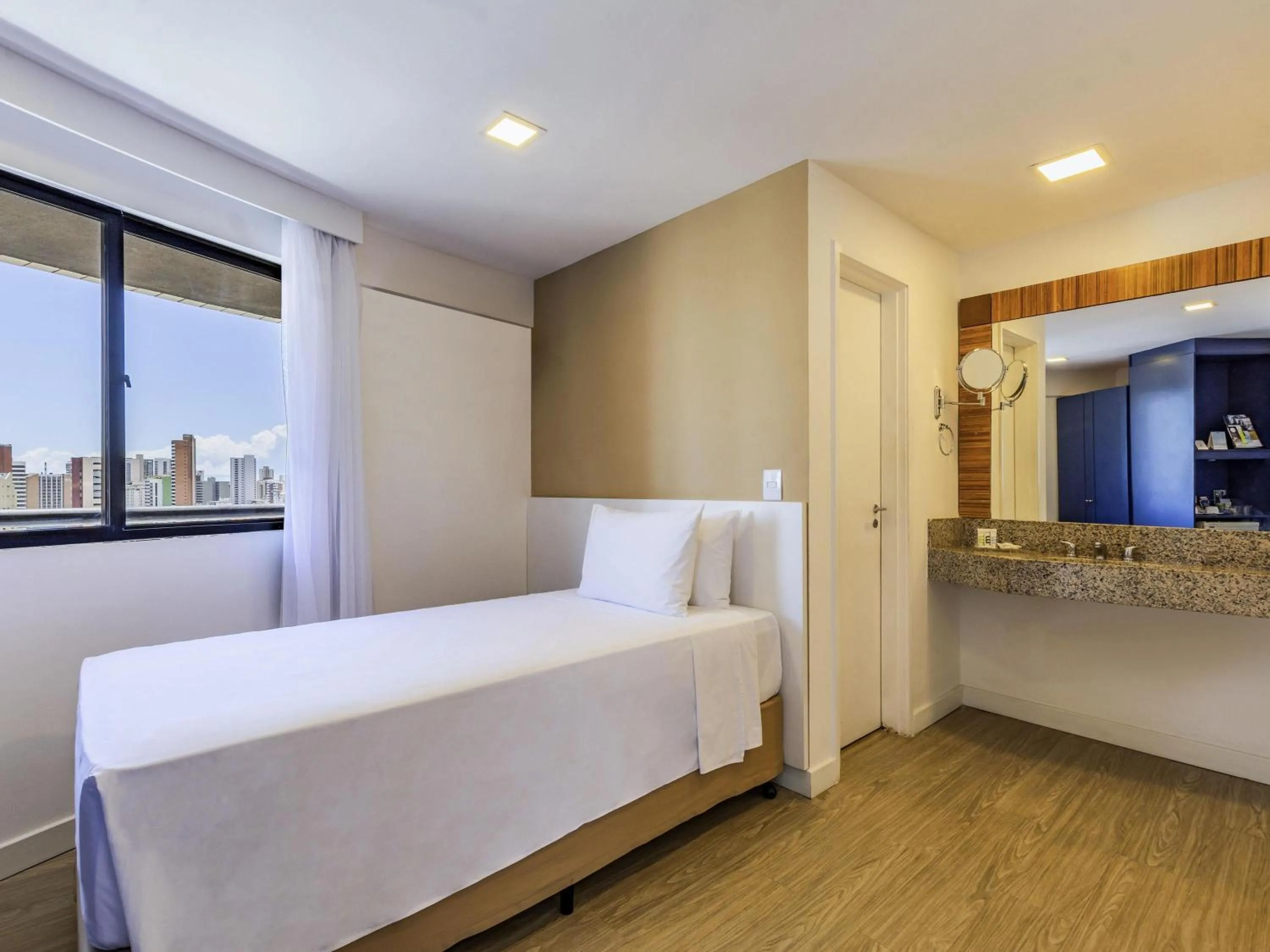 Bedroom, Bed in Mercure Fortaleza Meireles