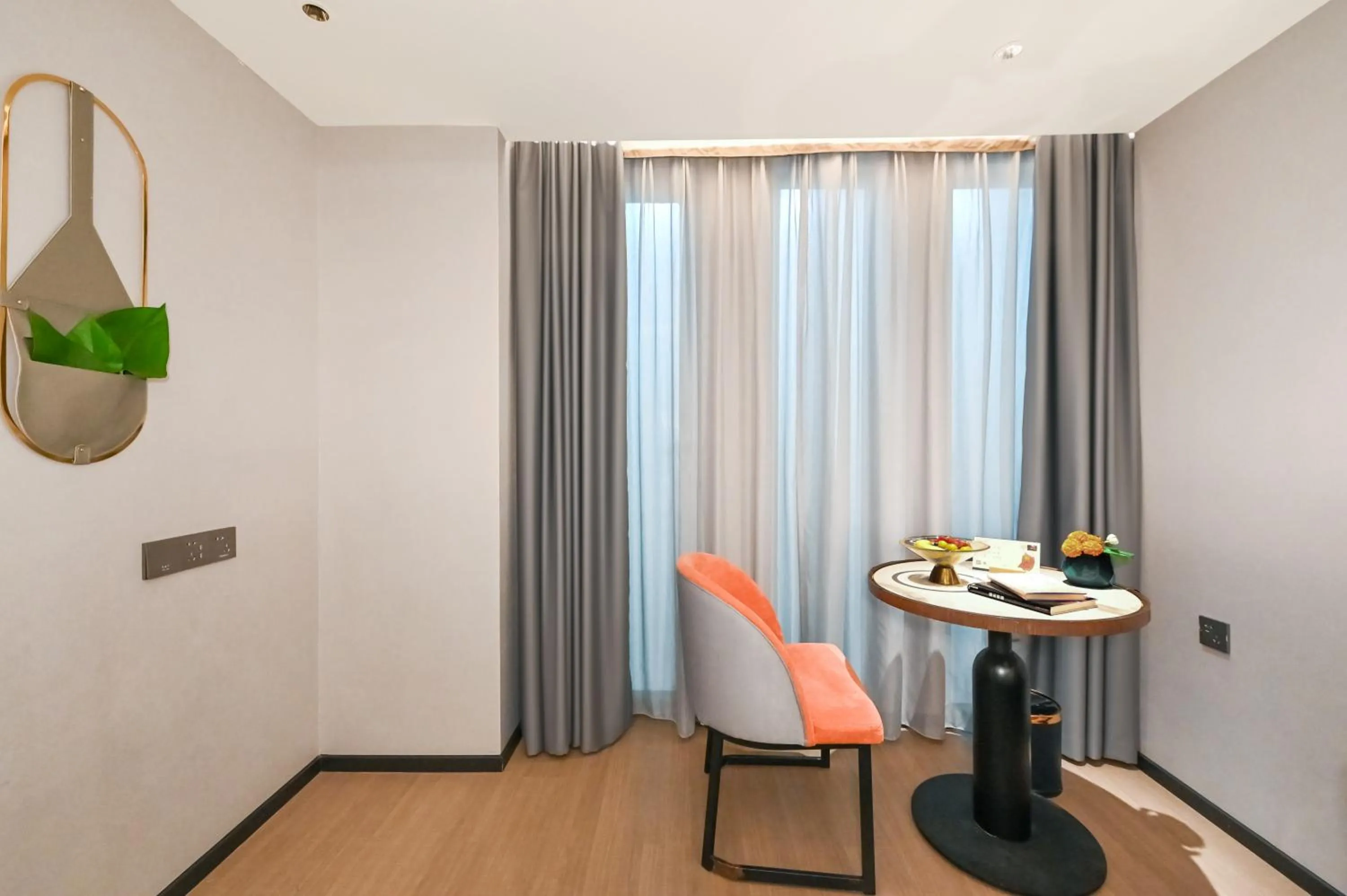 Atour X Hotel West Nanjing Road