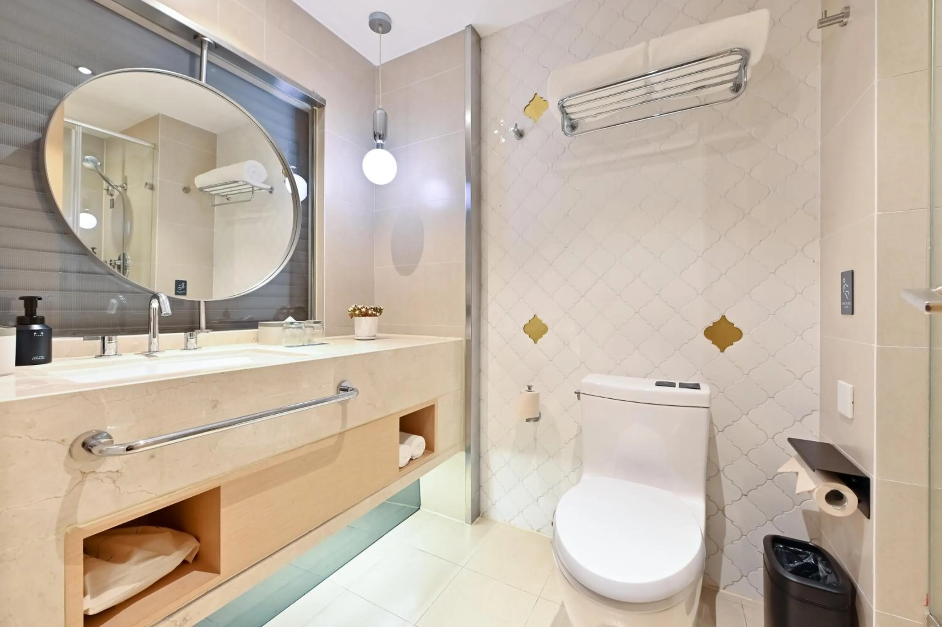 Atour X Hotel West Nanjing Road