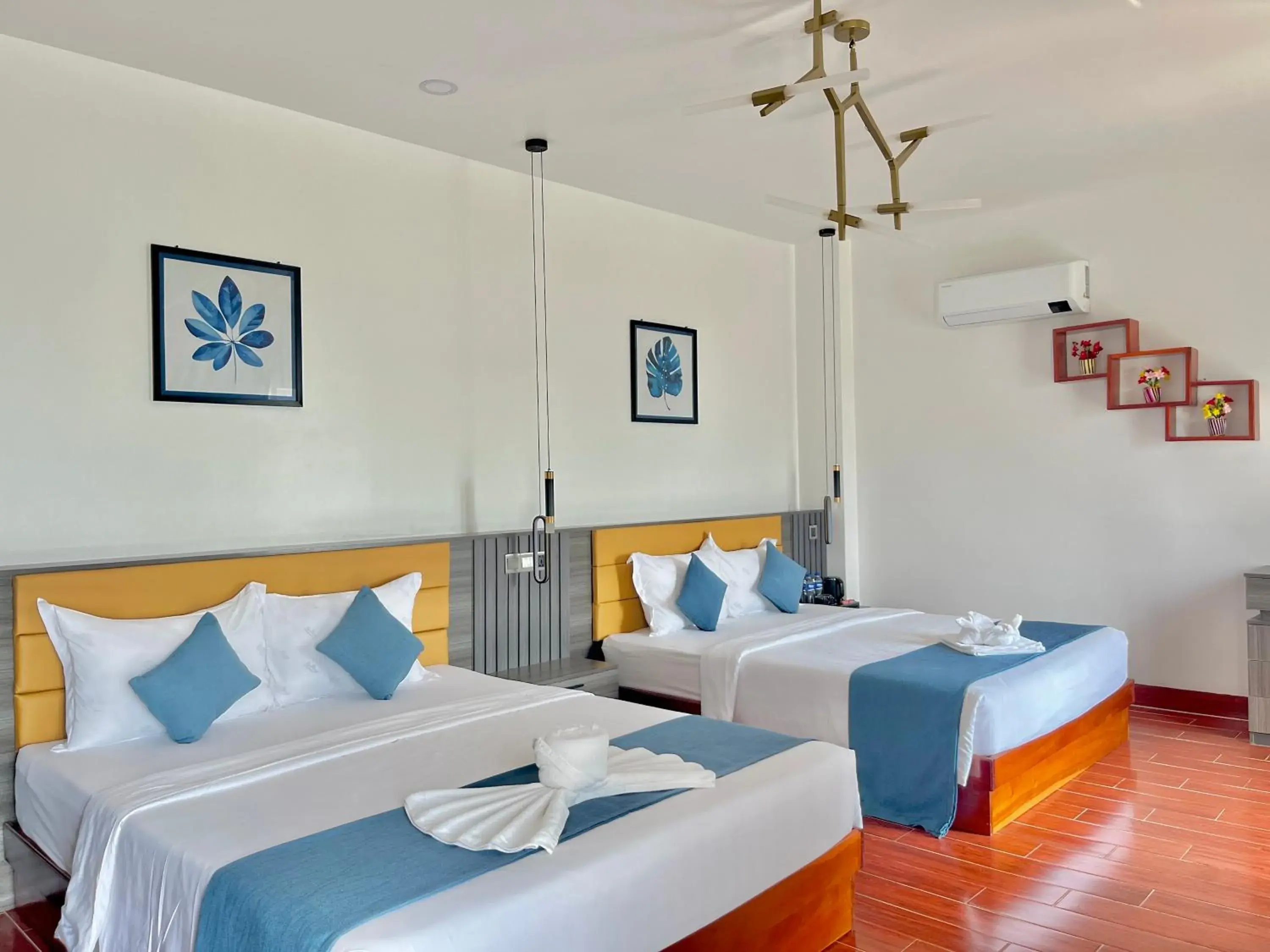 Deluxe Twin Room with Sea View in Kep Sea View Hotel Deluxe Twin Room with Sea View in Kep Sea View Hotel