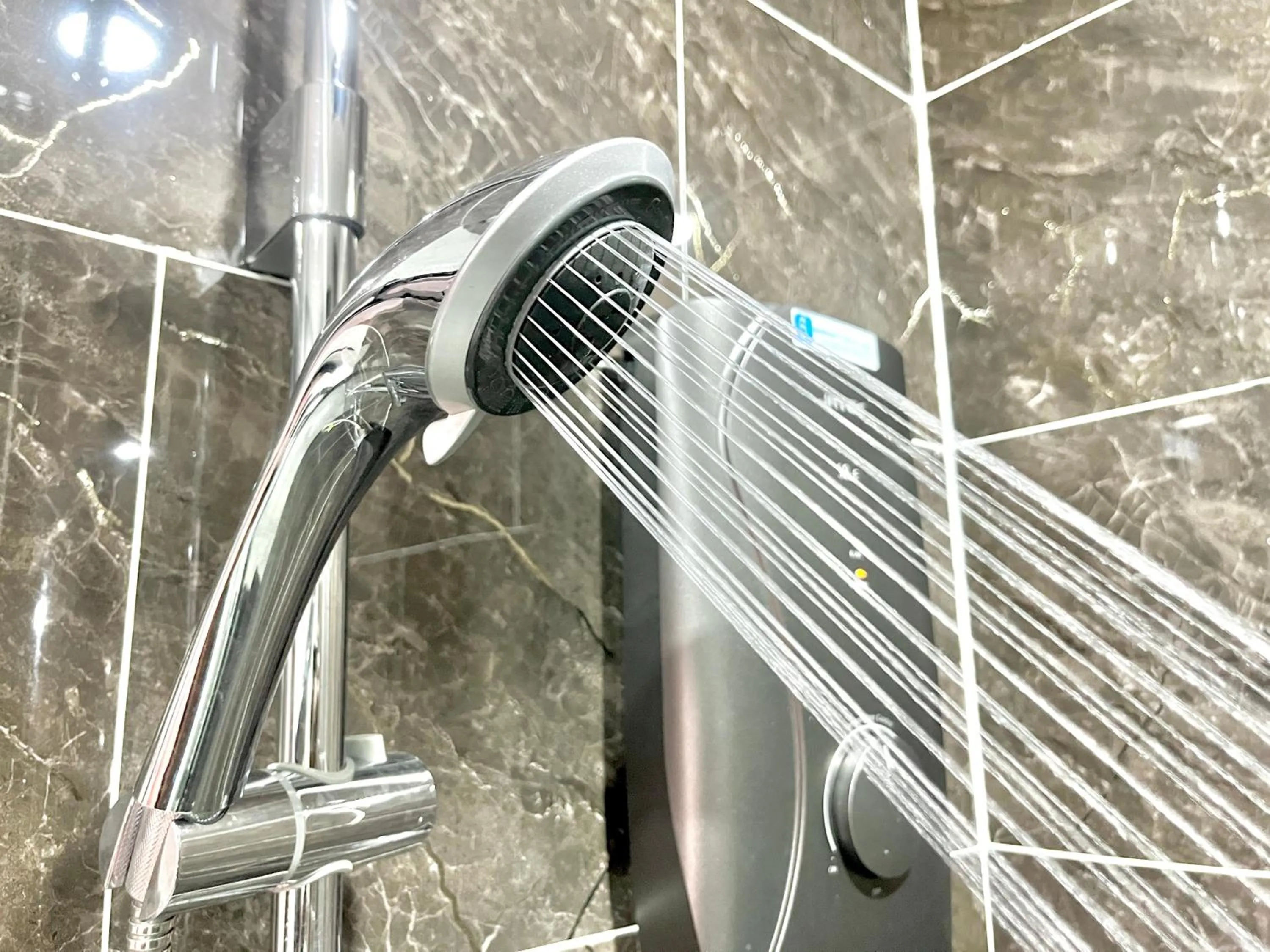 Shower in Kep Sea View Hotel & Sky Bar