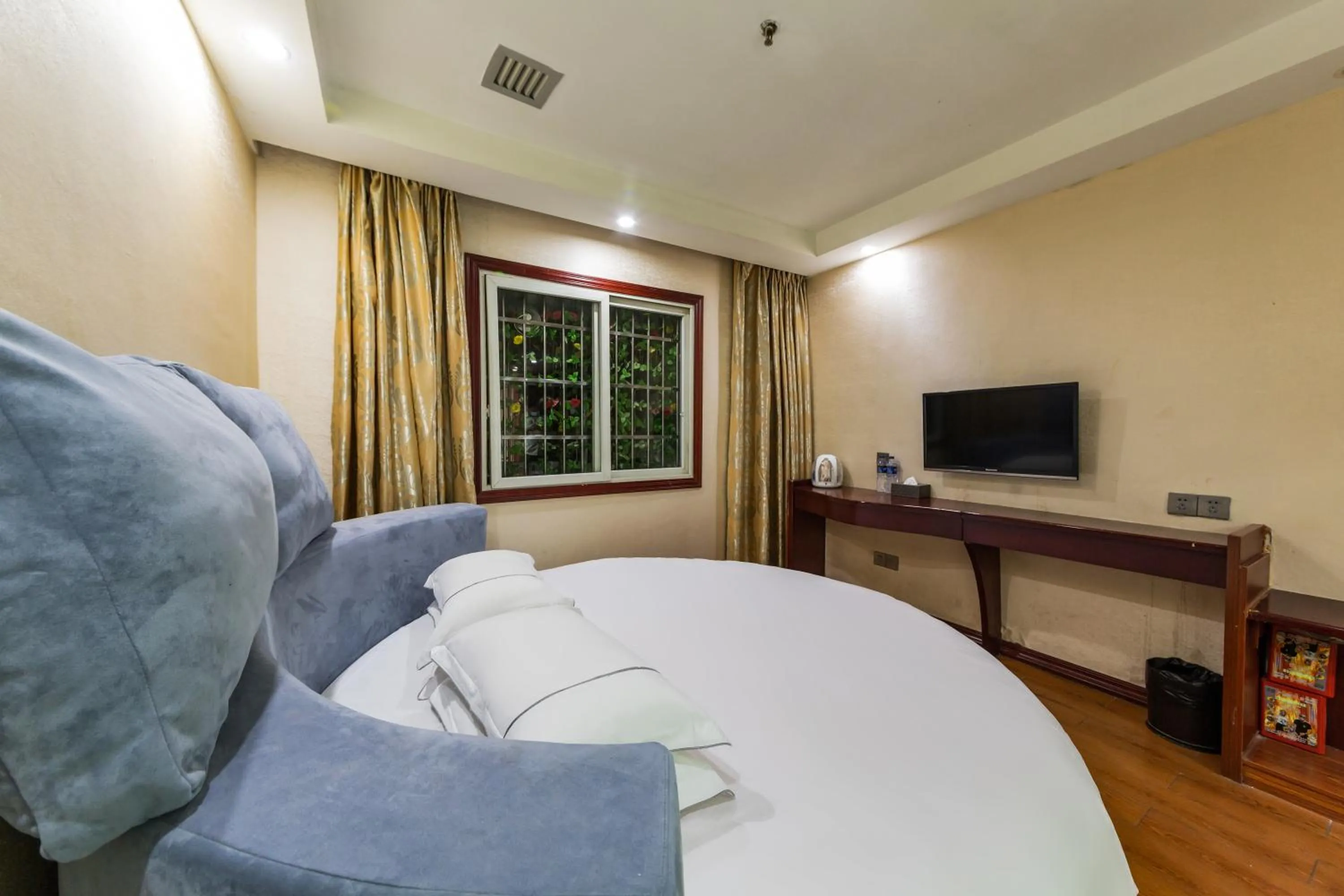 Yimi Hotel Guangzhou Pazhou Convention and Exhibition Center Chigang