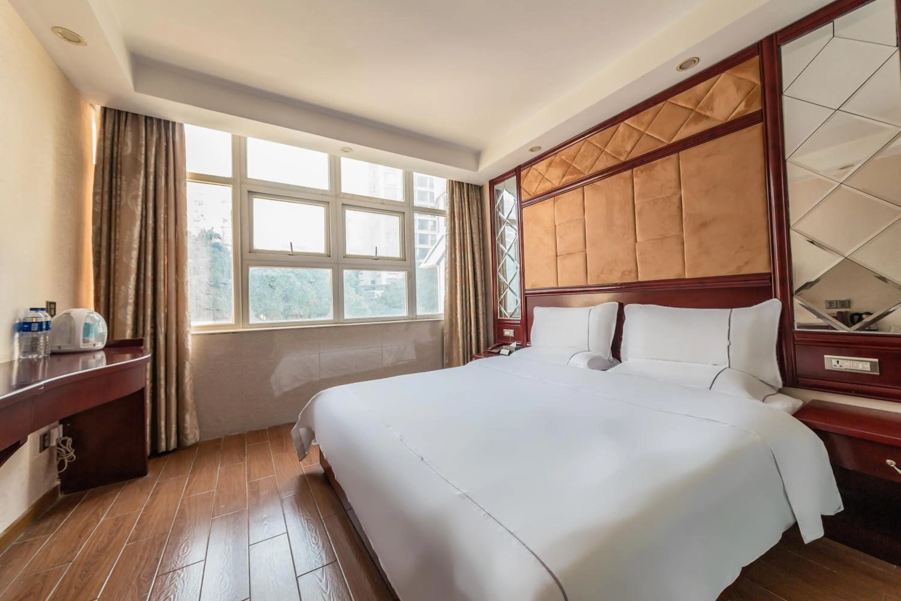 Yimi Hotel Guangzhou Pazhou Convention and Exhibition Center Chigang