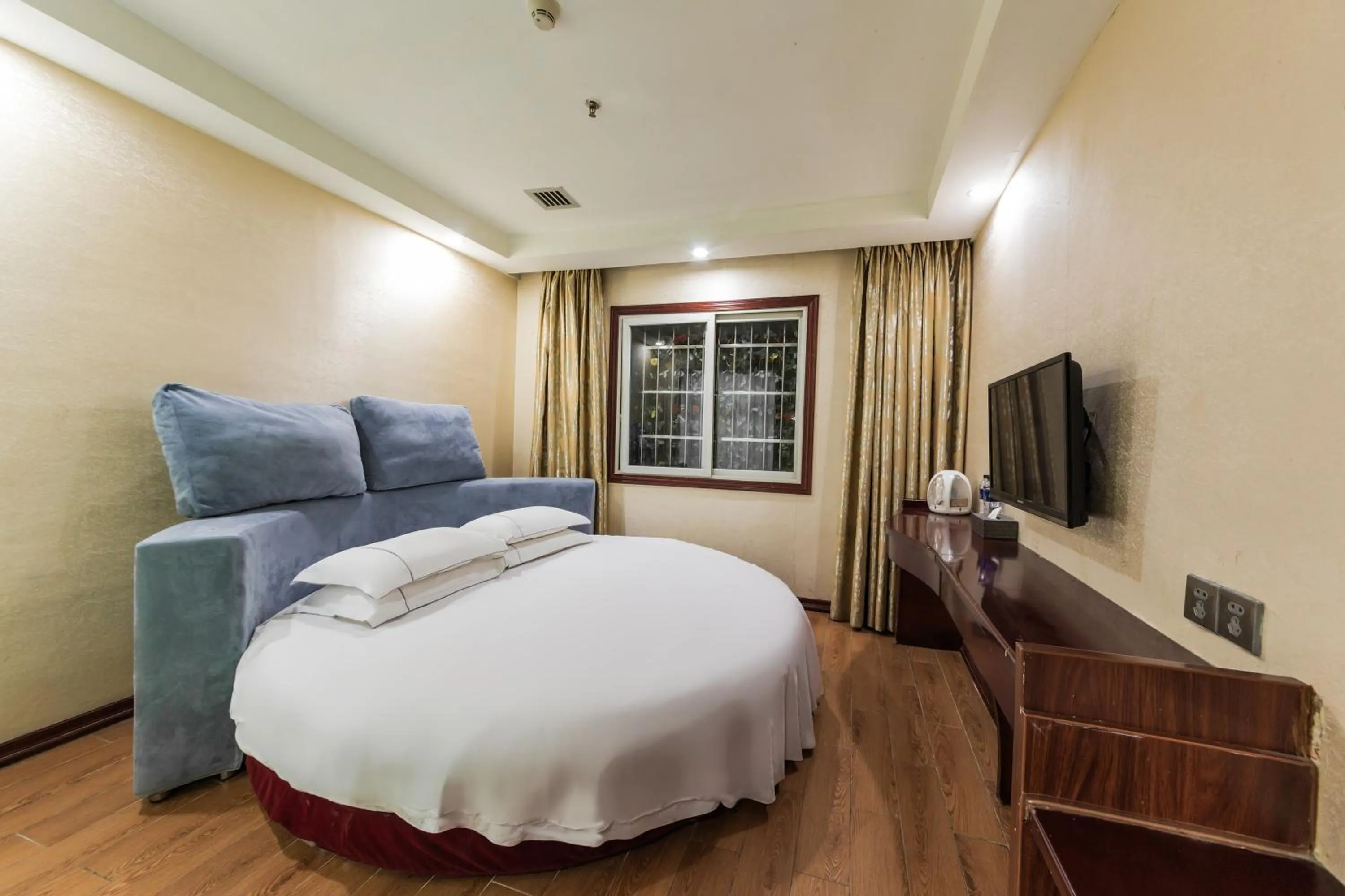 Yimi Hotel Guangzhou Pazhou Convention and Exhibition Center Chigang