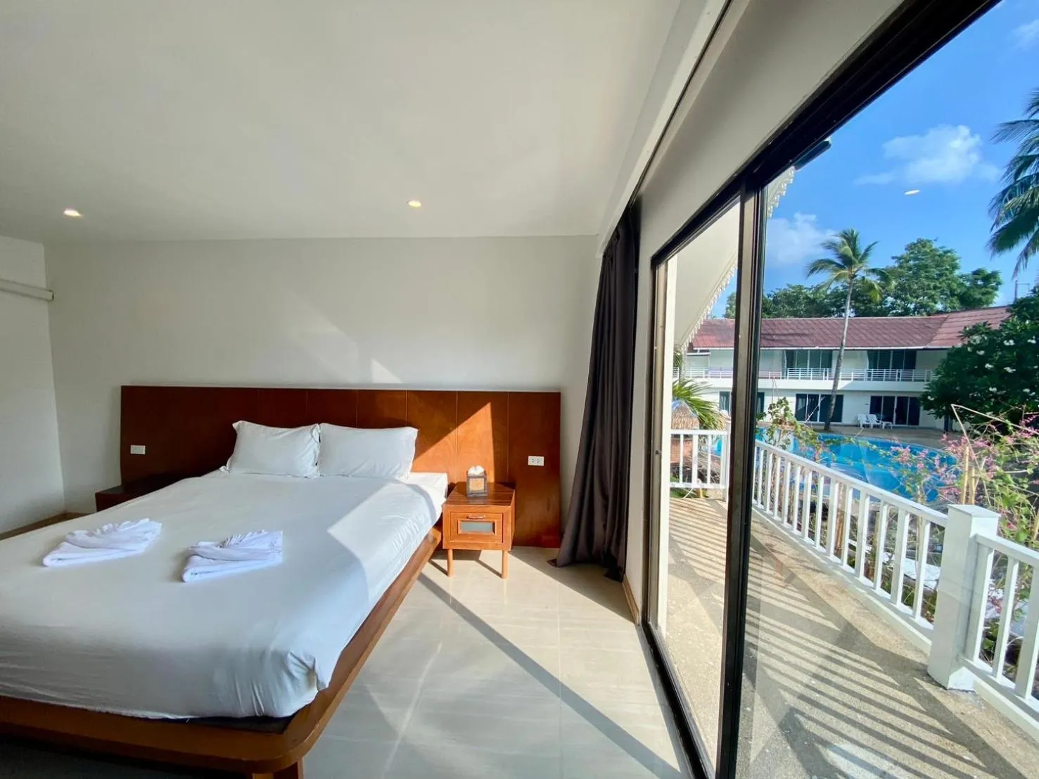View (from property/room), Bed in V Beach Resort