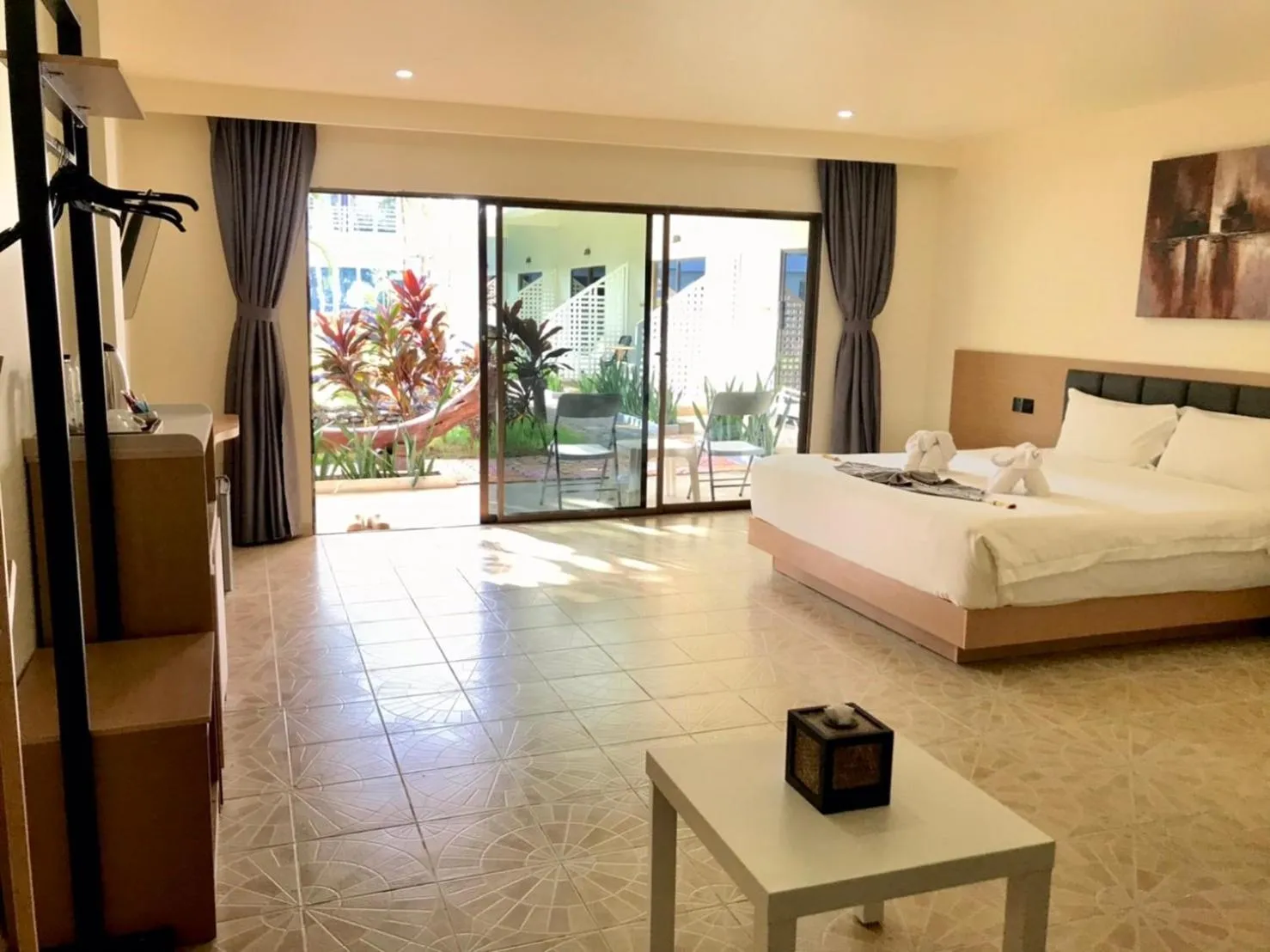 Bed in V Beach Resort