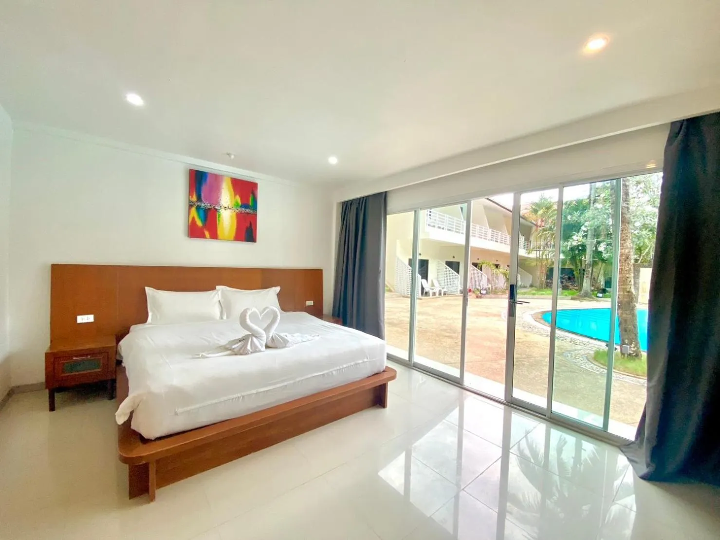 Bed in V Beach Resort