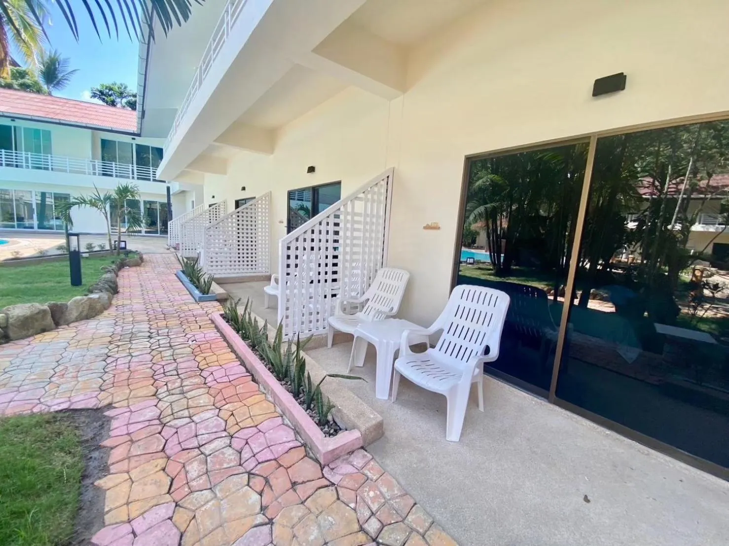 Day in V Beach Resort