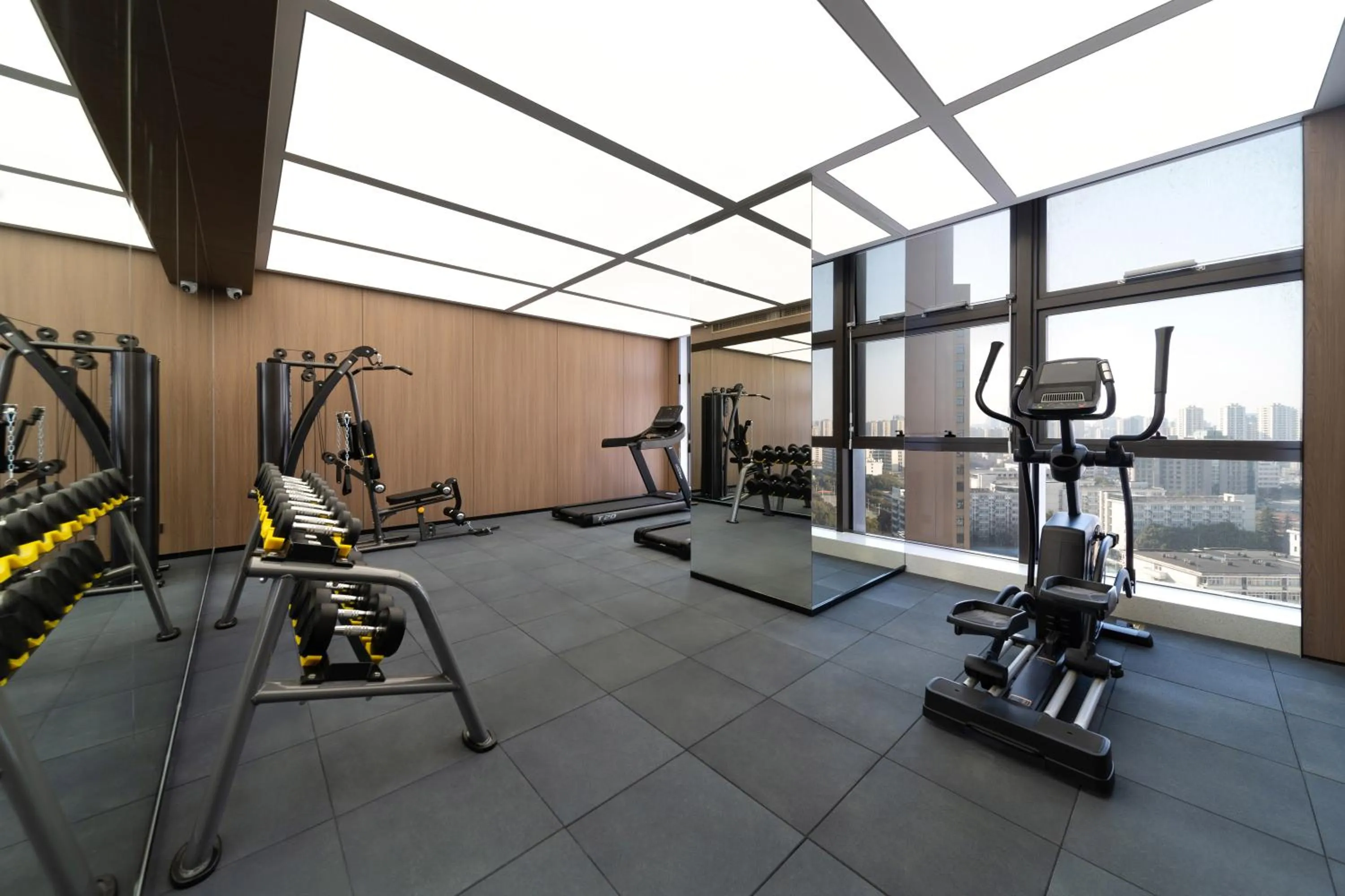Fitness centre/facilities in SSAW Boutique Hotel Hangzhou Chengjun Grand Canal